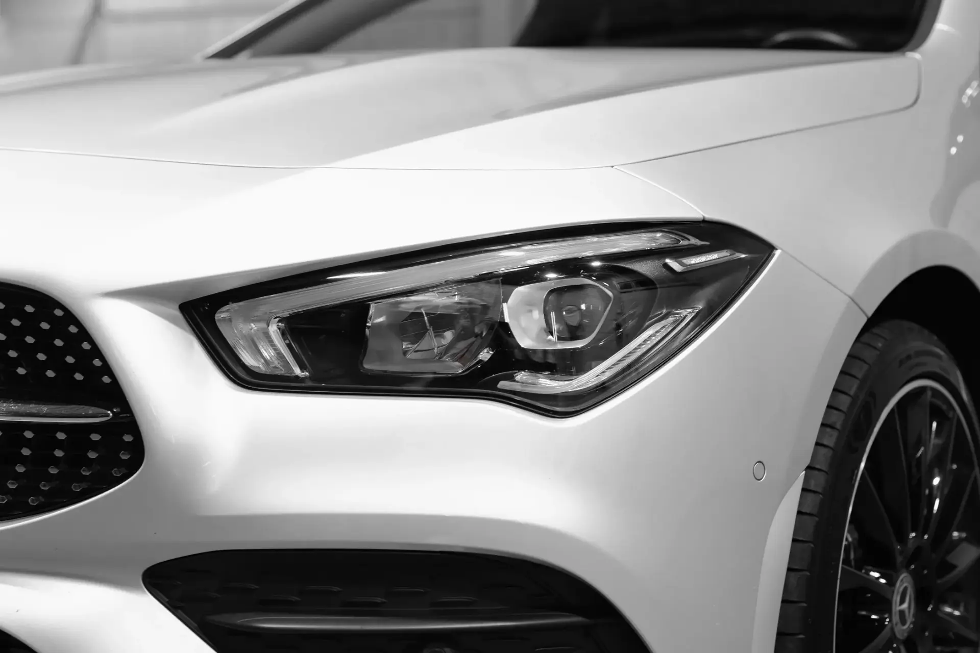 Mercedes-Benz CLA 250 e Shooting Brake AMG Line 19