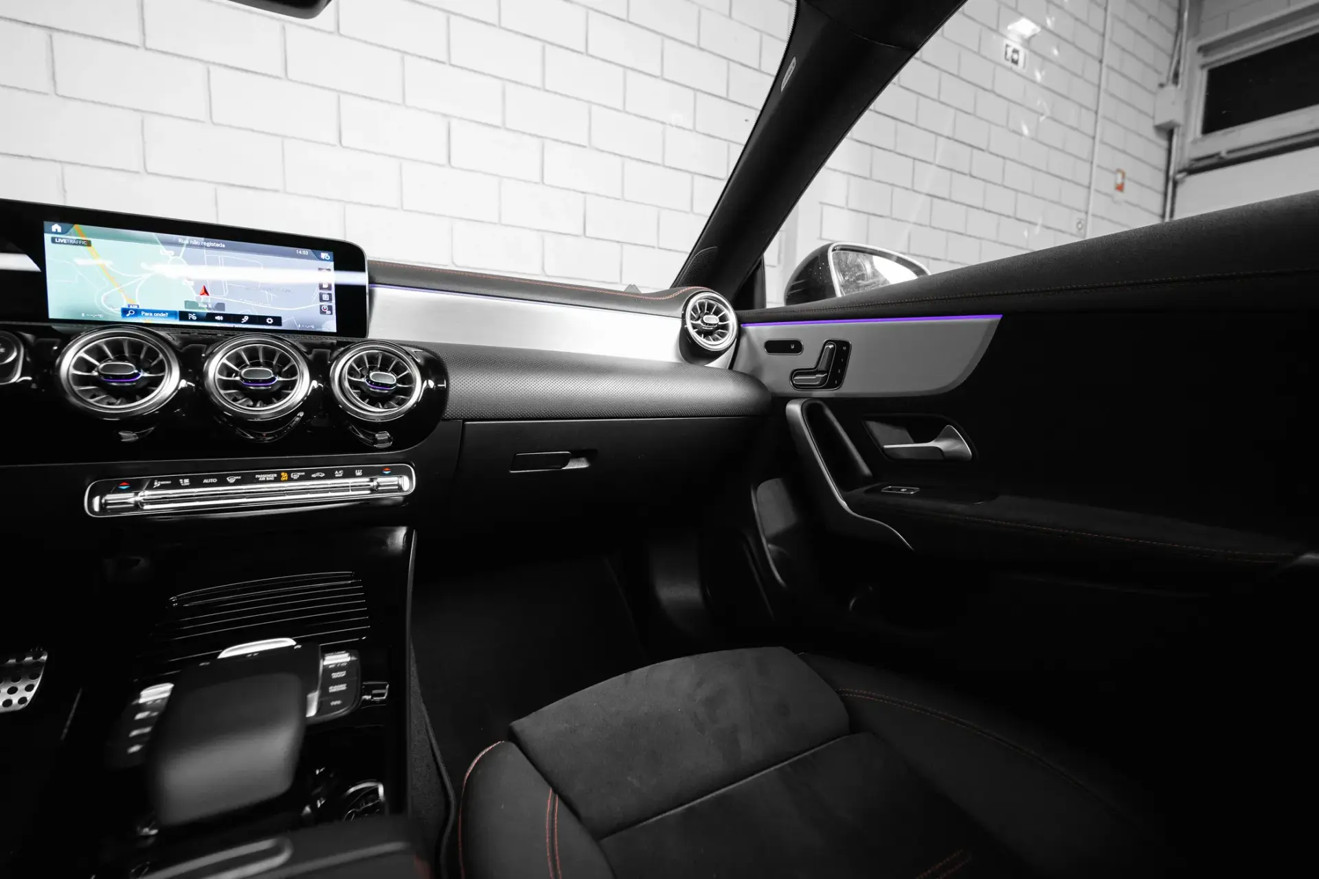 Mercedes-Benz CLA 250 e Shooting Brake AMG Line 43