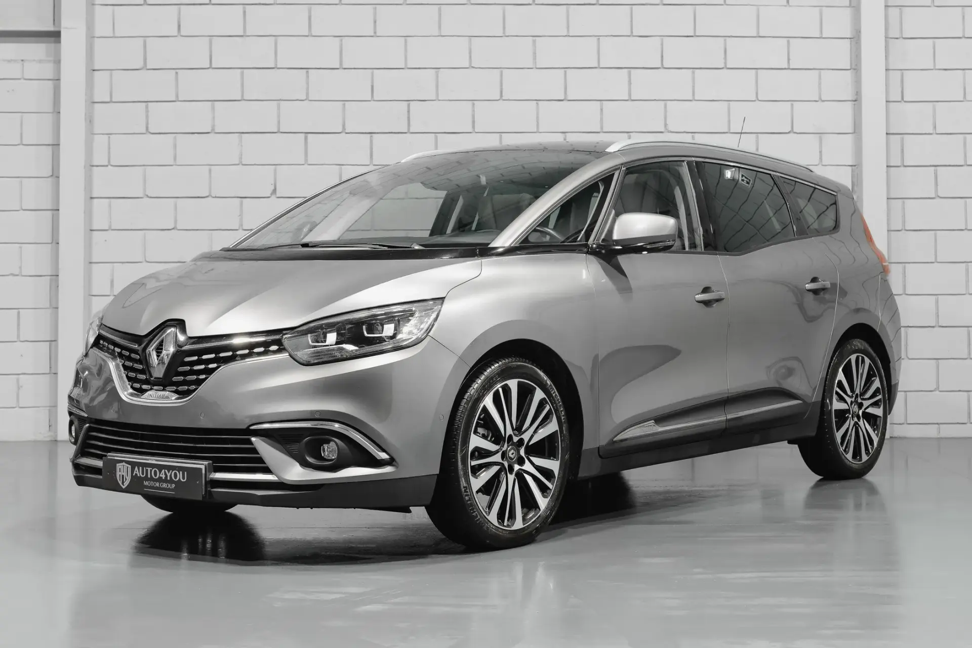 Renault Grand Scénic ENERGY dCi 160 EDC INITIALE PARIS 1