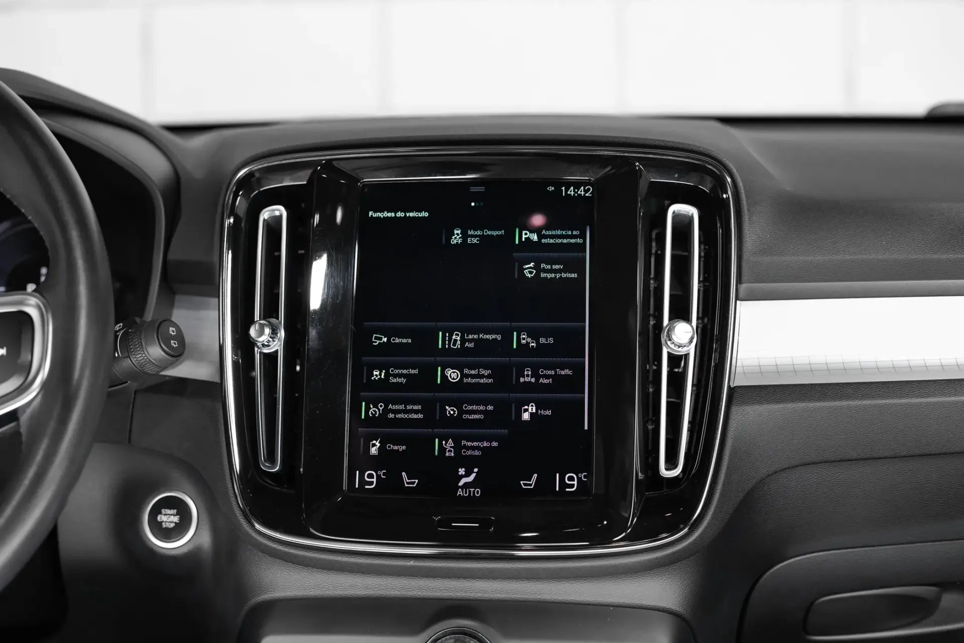Volvo XC 40 1.5 T4 PHEV Inscription Expression 19