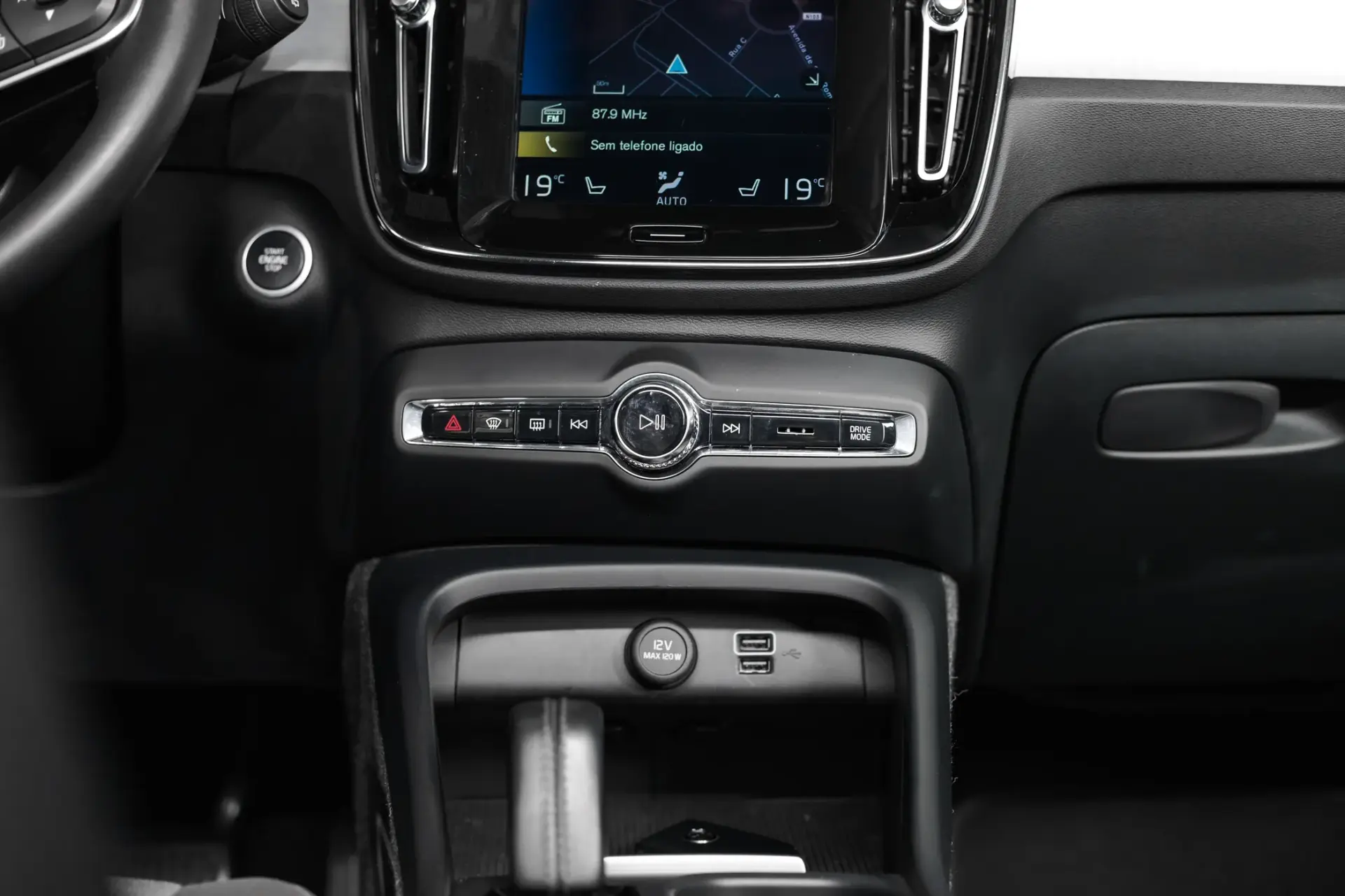 Volvo XC 40 1.5 T4 PHEV Inscription Expression 32