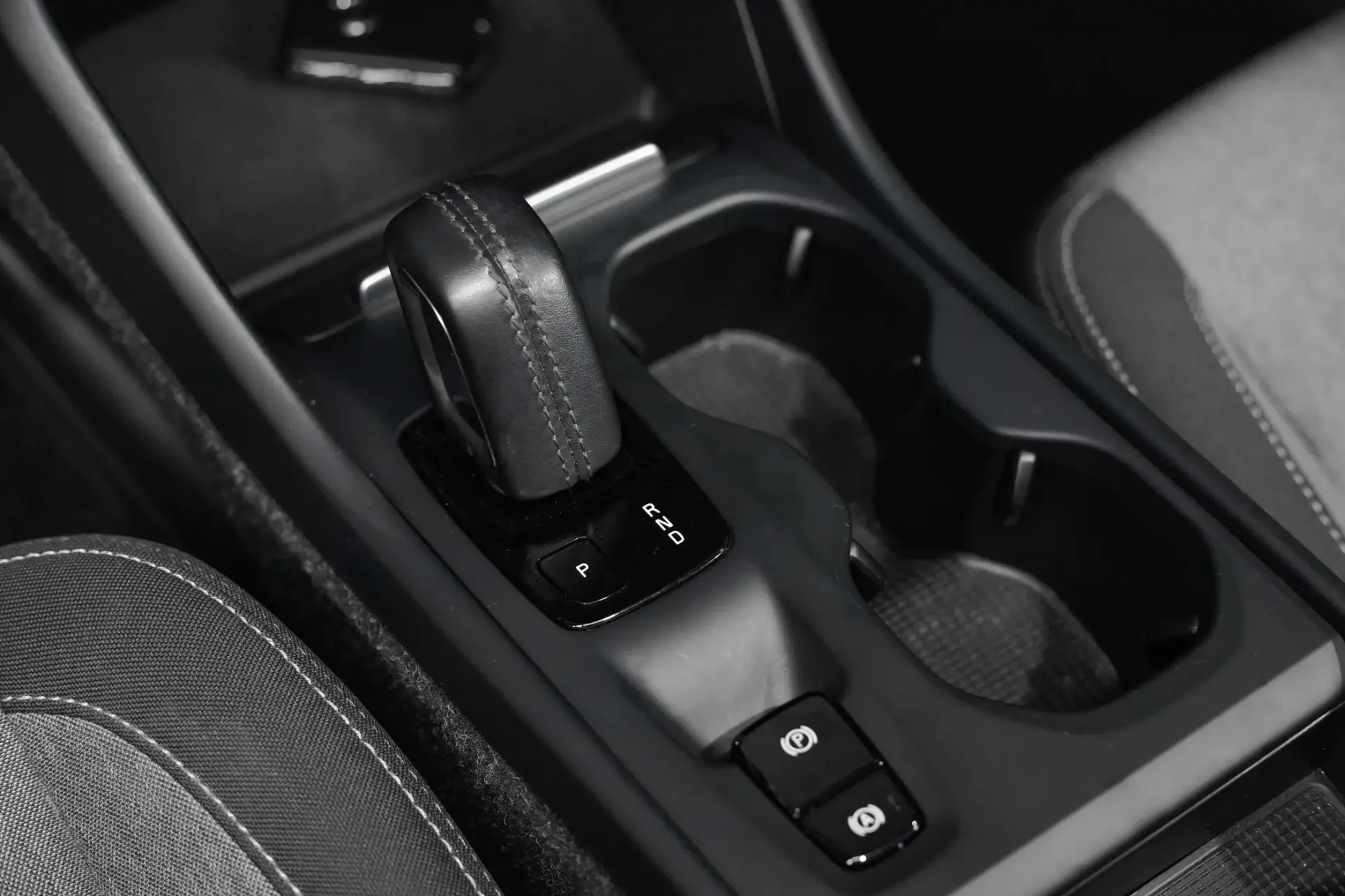 Volvo XC 40 1.5 T4 PHEV Inscription Expression 35