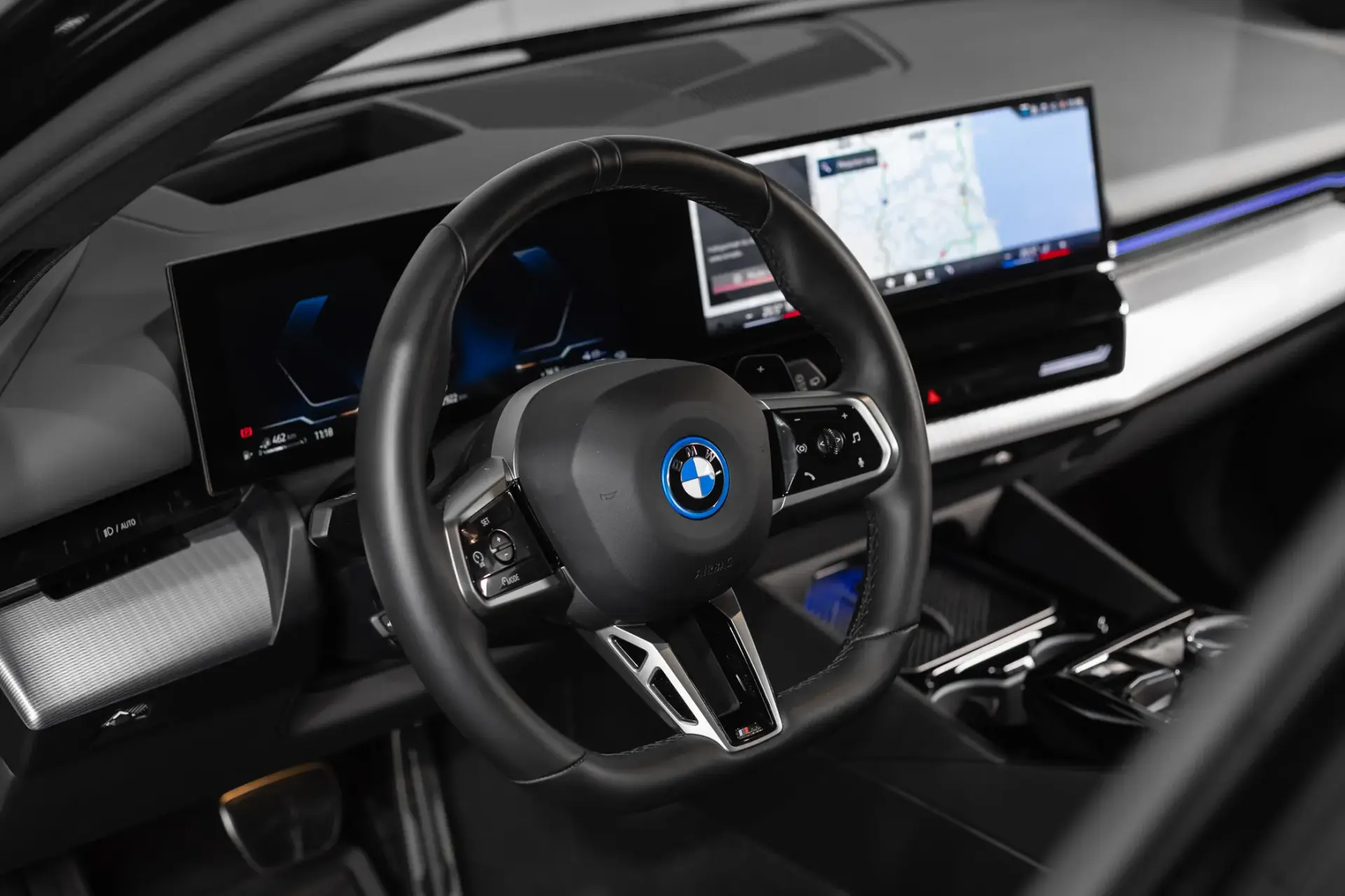 BMW 530 e xDrive Pack Desportivo M Pro 5