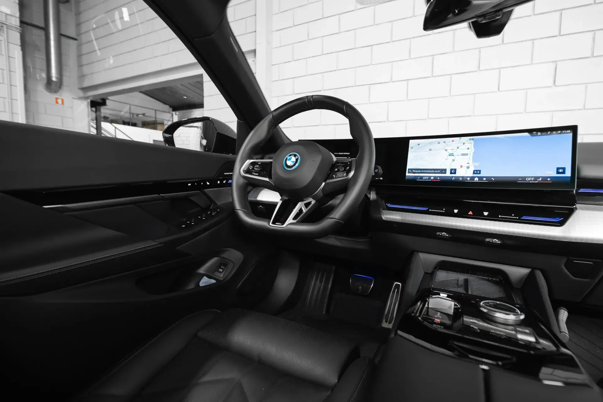 BMW 530 e xDrive Pack Desportivo M Pro 36