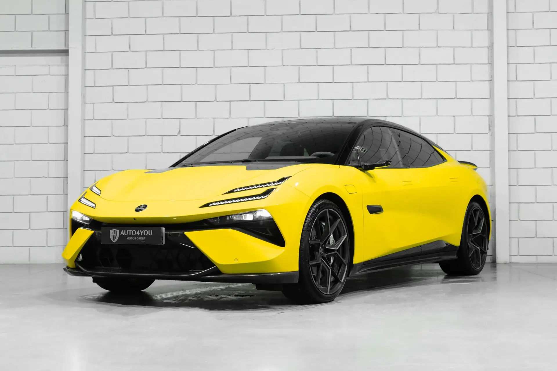 Lotus Emeya R 1