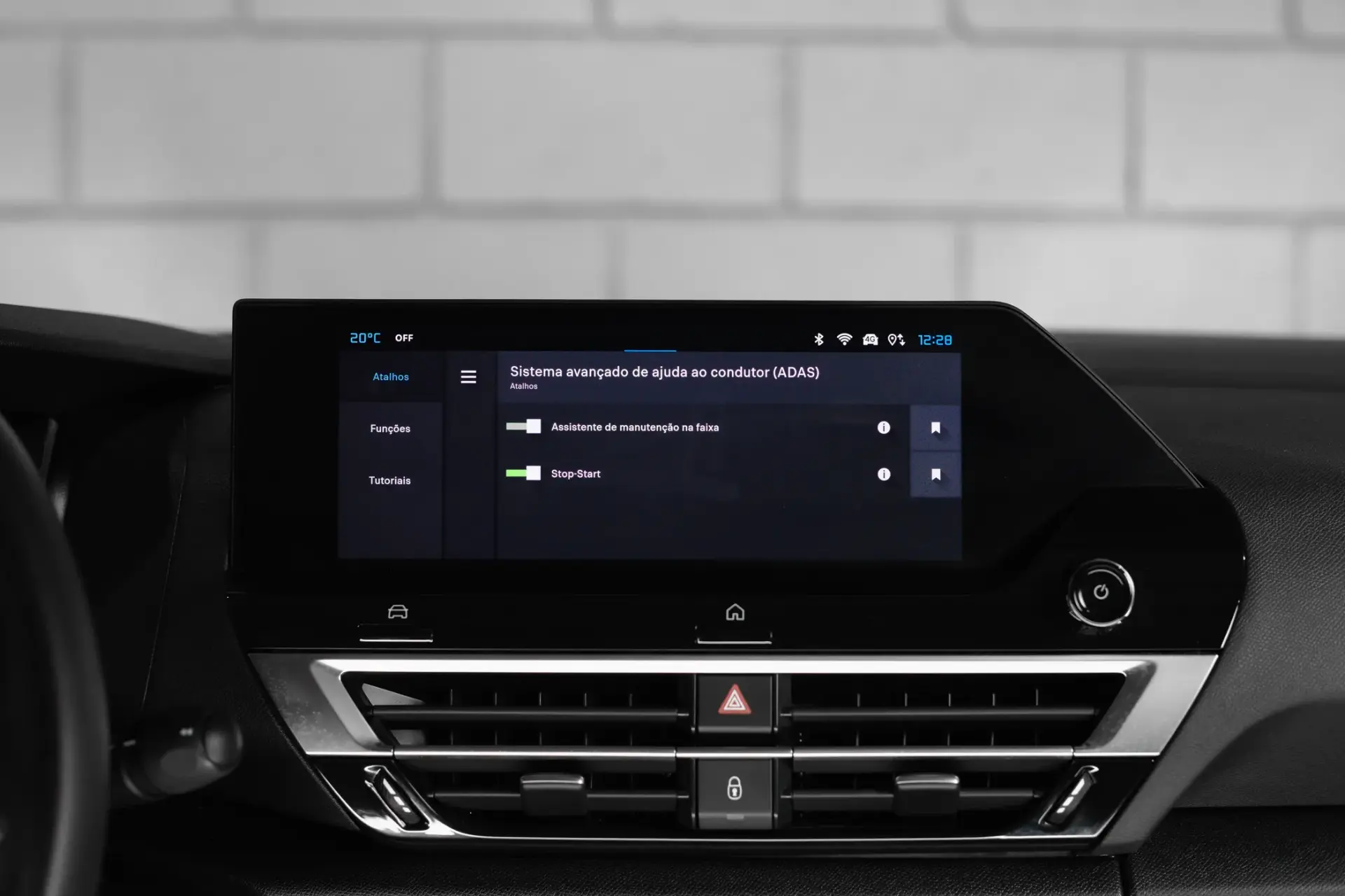 Citroen C4 X 1.2 PureTech Plus EAT8 16