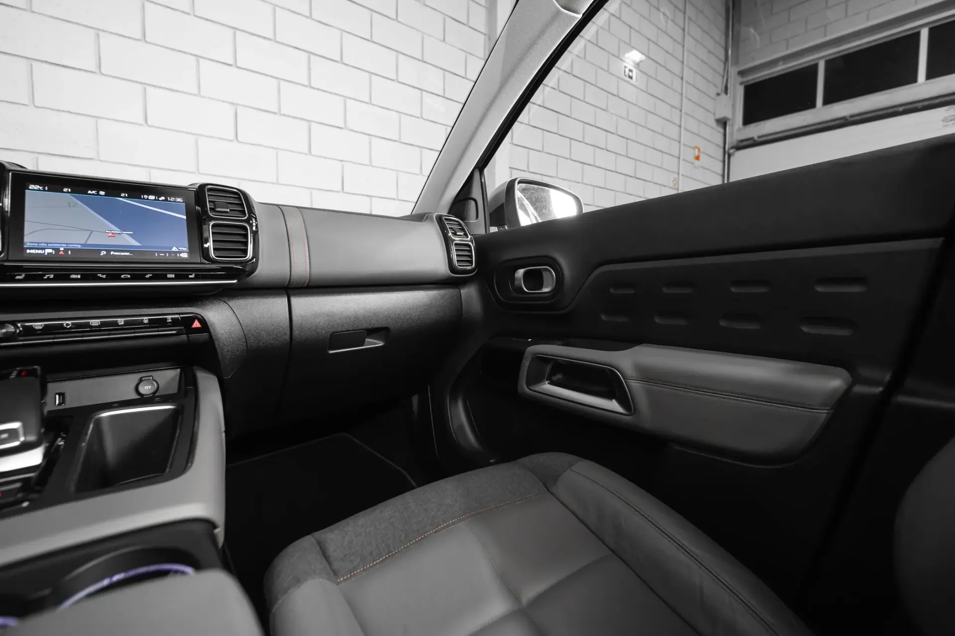 Citroen C5 Aircross 1.6 PureTech Shine J19 EAT8 36
