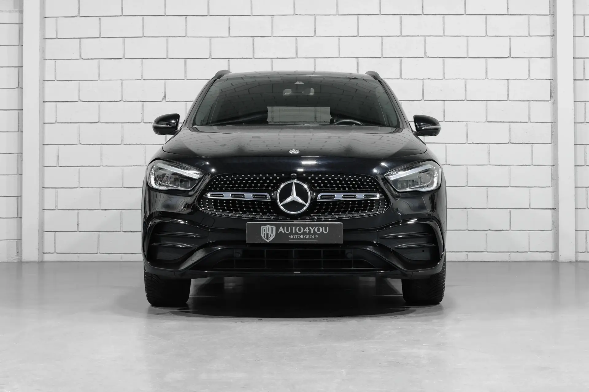 Mercedes-Benz GLA 250 e 8G-DCT AMG Line 2