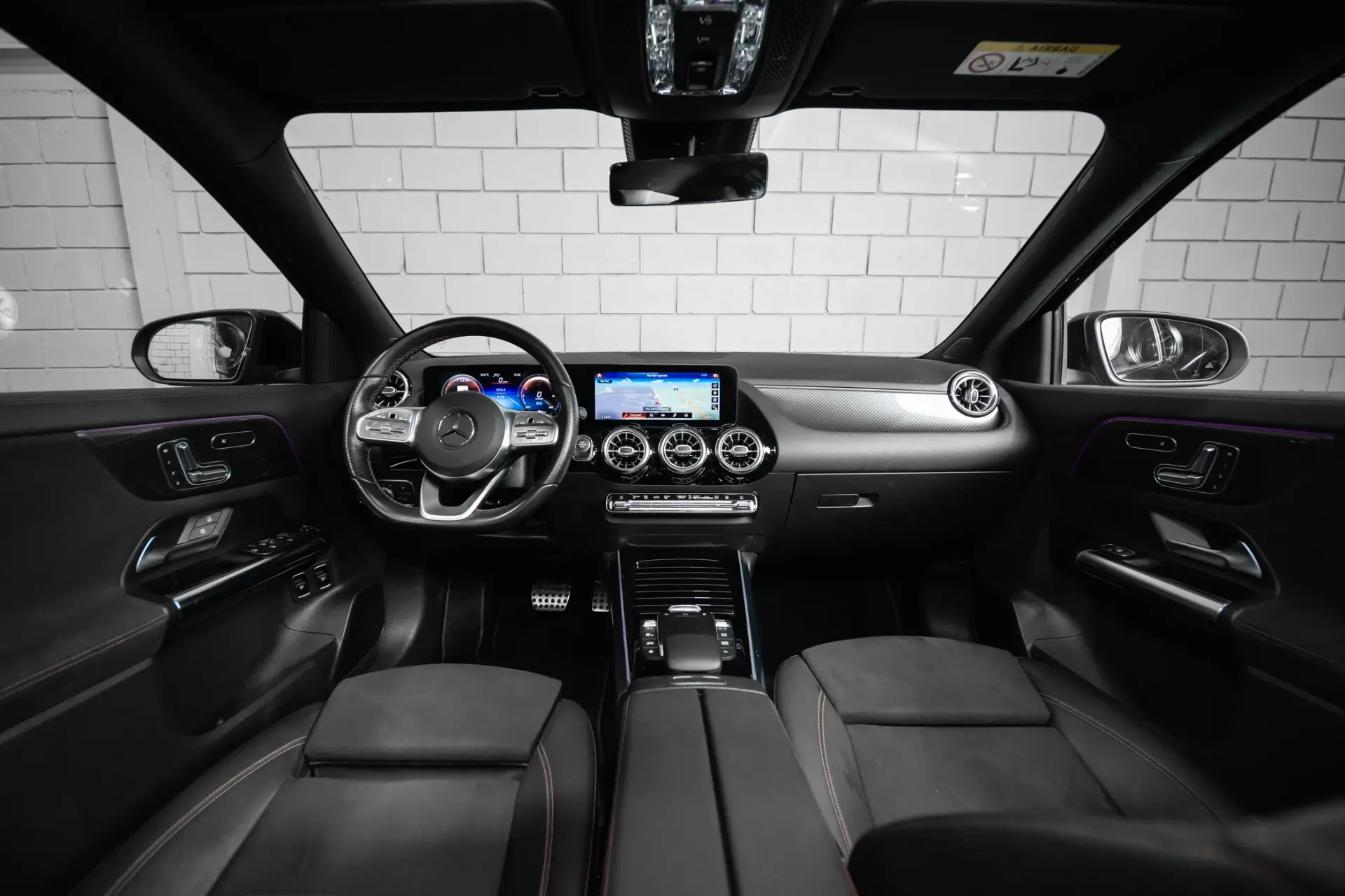Mercedes-Benz GLA 250 e 8G-DCT AMG Line 37