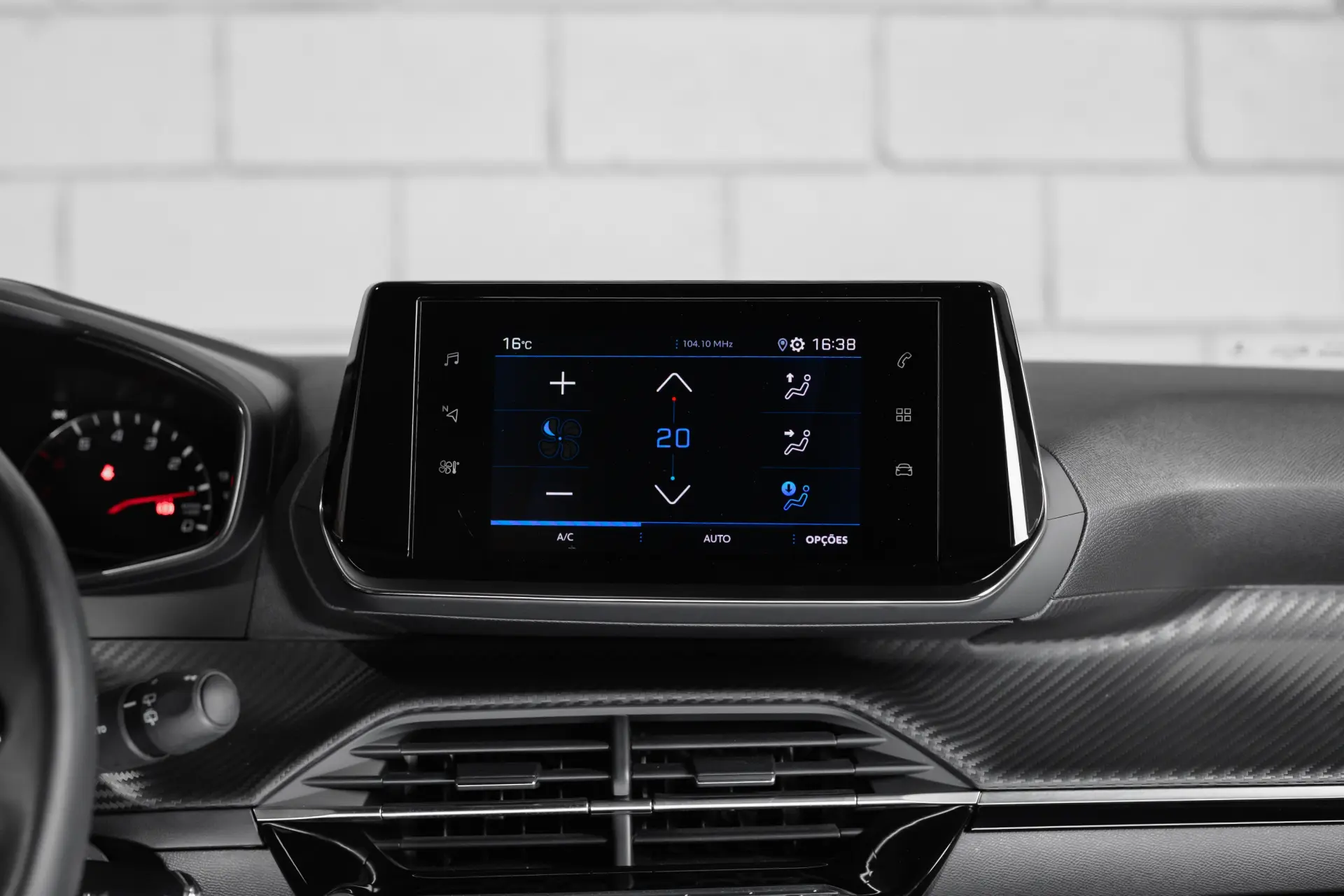 Peugeot 2008 1.2 PureTech Active Pack 13