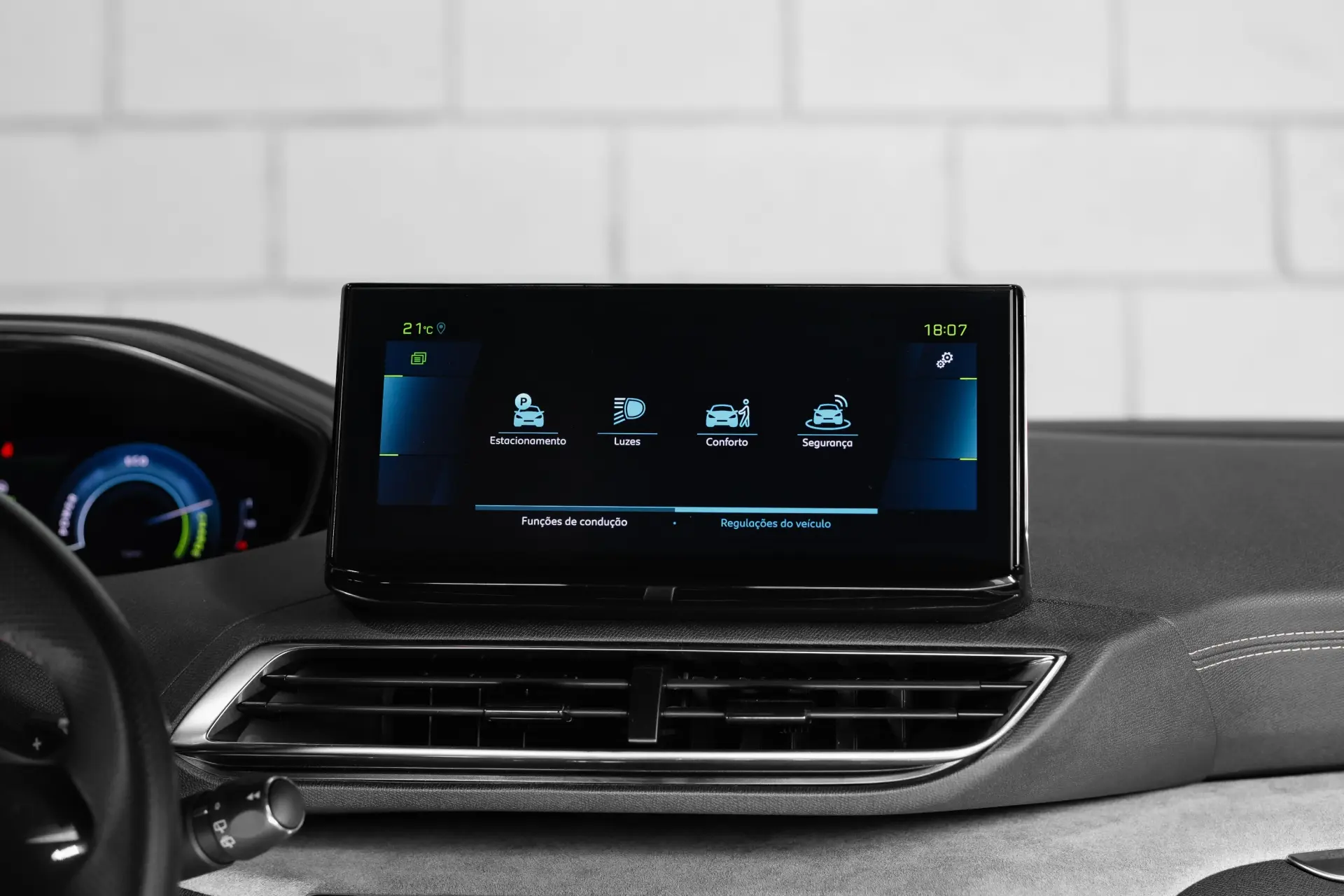 Peugeot 3008 1.6 Hybrid GT e-EAT8 18
