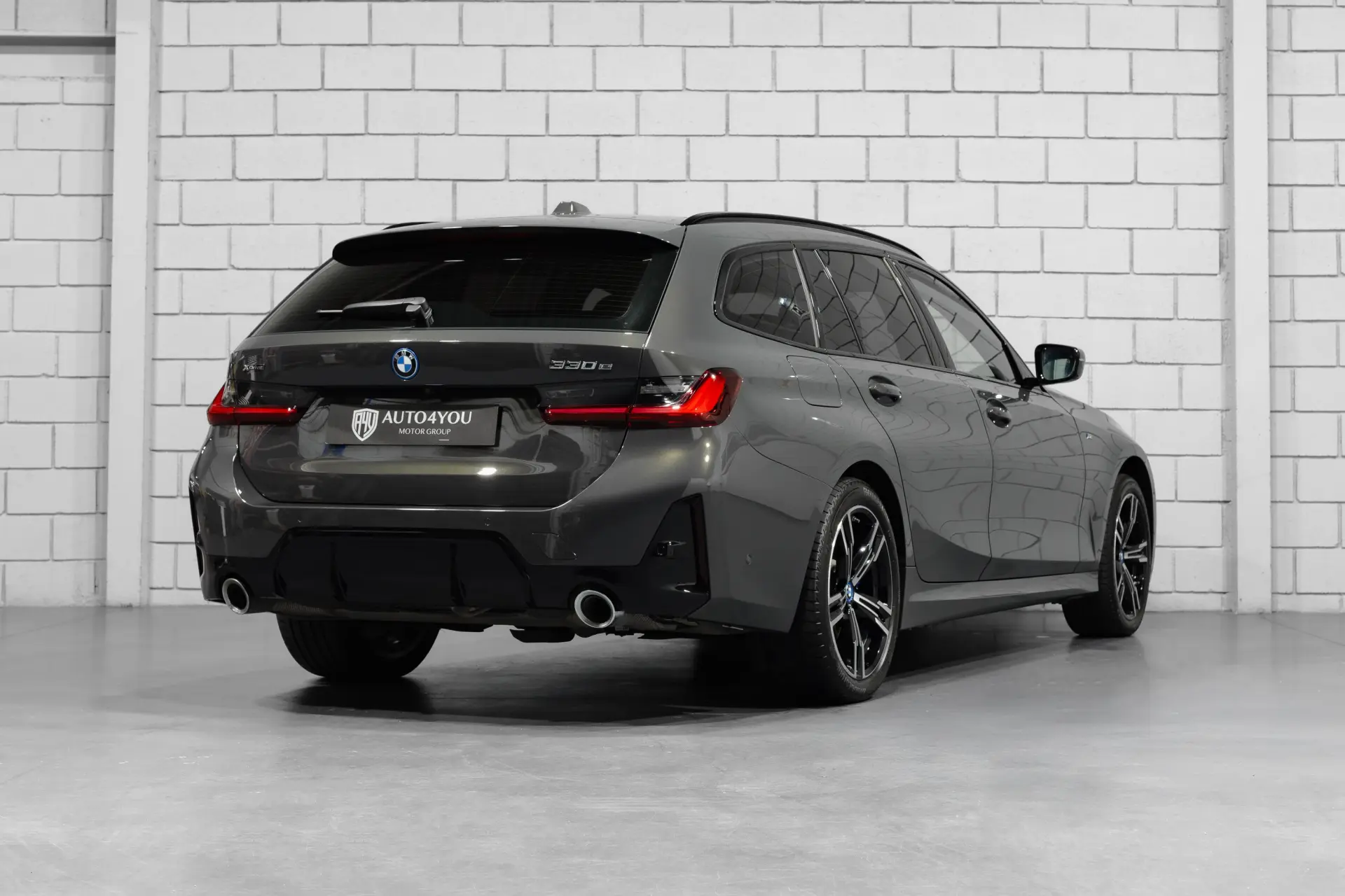 BMW 330 e xDrive Aut. M Sport 4