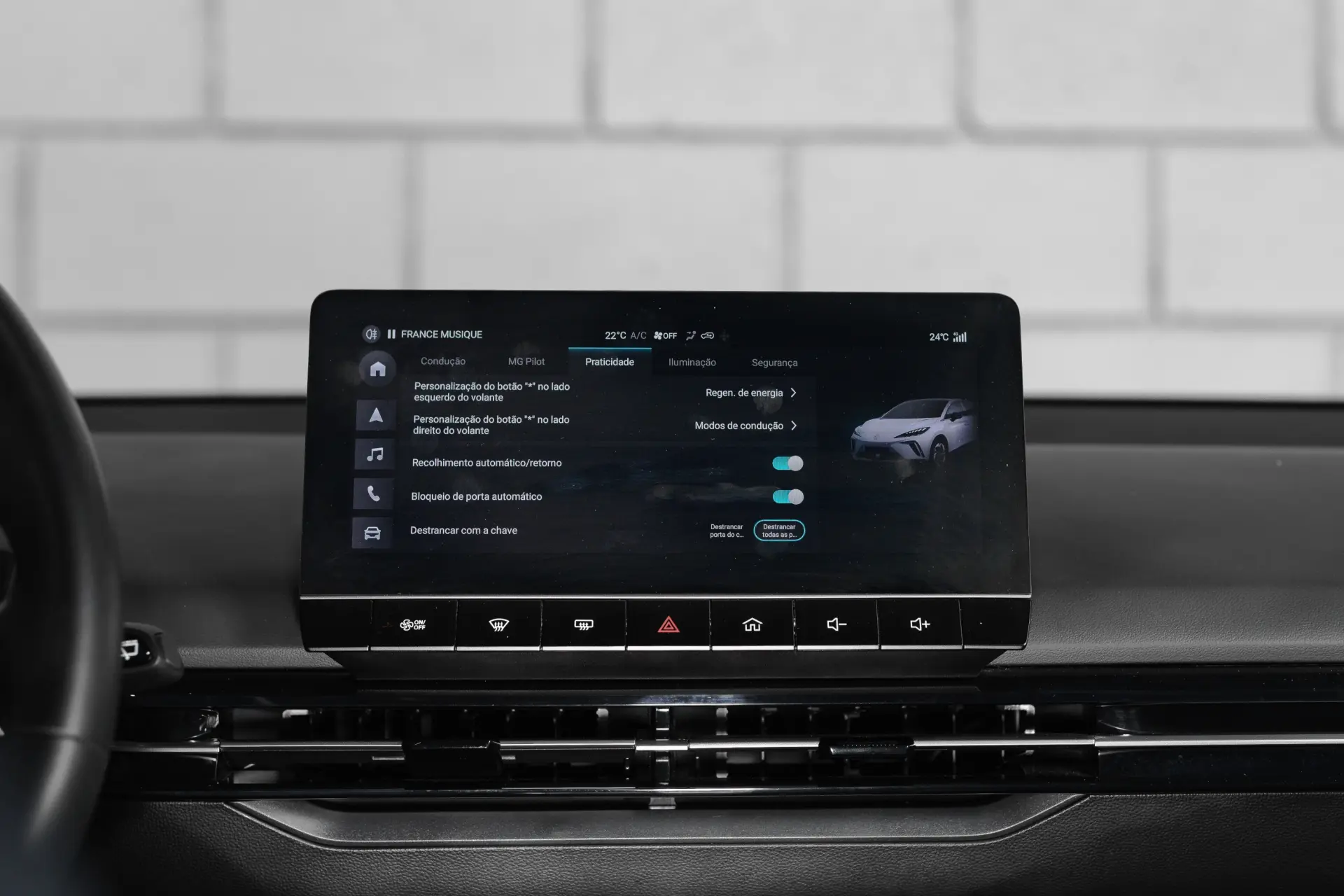 MG MG4 77 kWh Extended Range Luxury 37