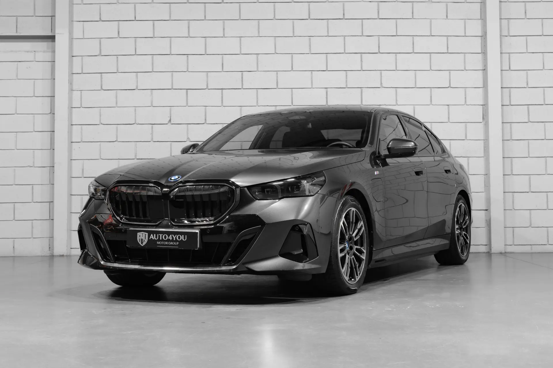 BMW 530 e Pack Desportivo M Pro 1