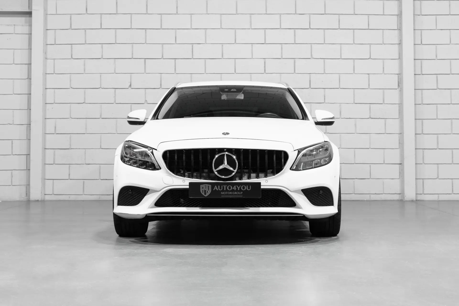 Mercedes-Benz C 300 Avantgarde 2