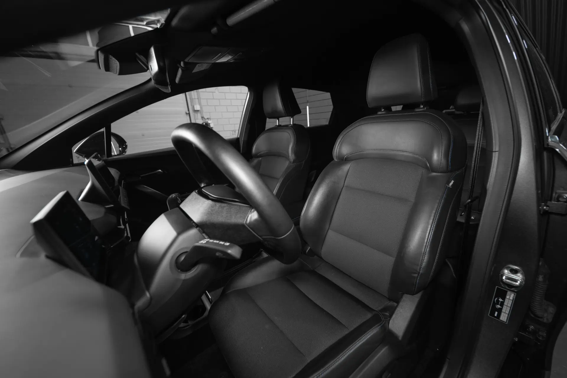 MG MG4 77 kWh Extended Range Luxury 9