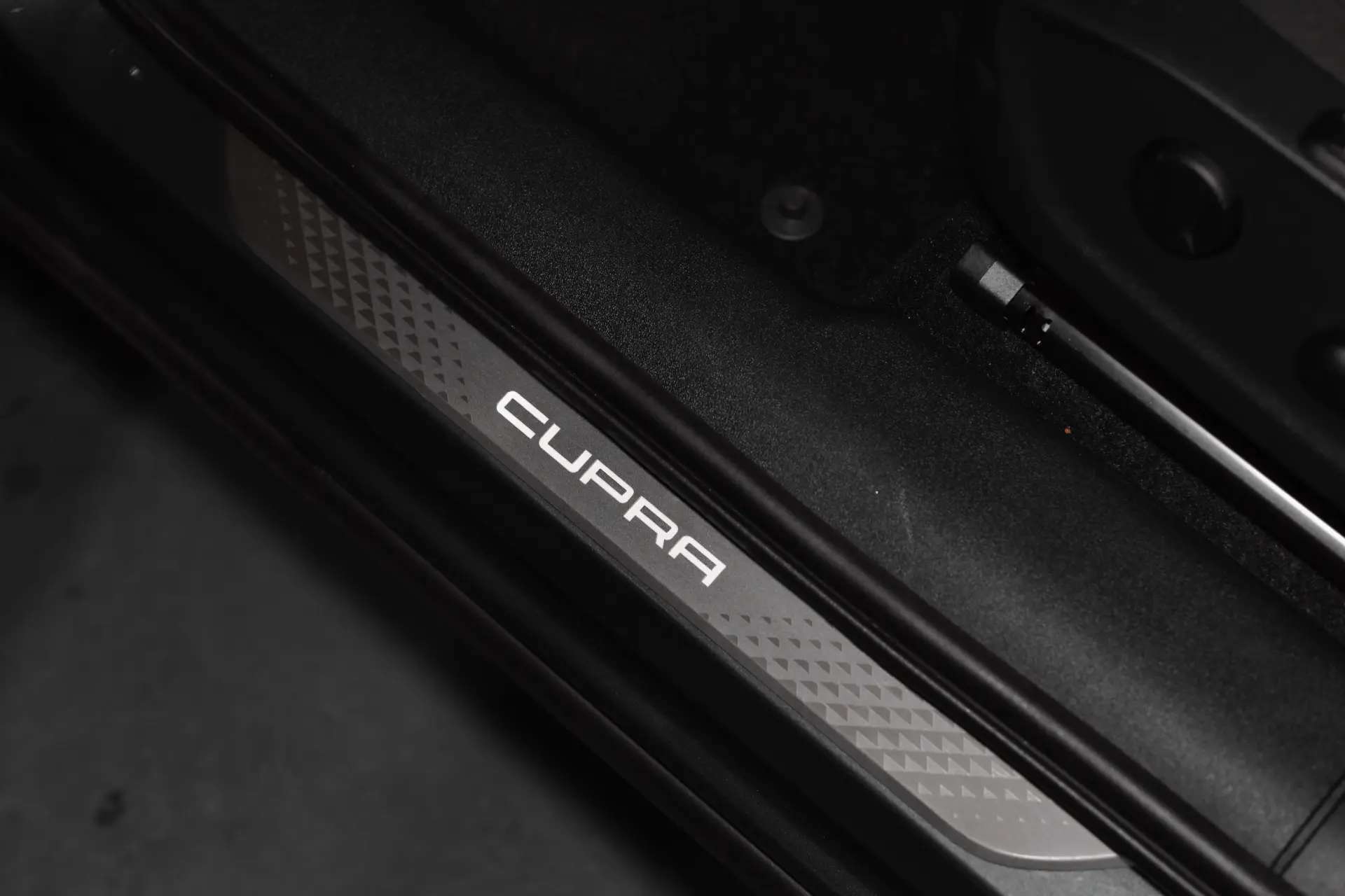 Cupra Terramar 1.5 e-Hybrid DSG 31