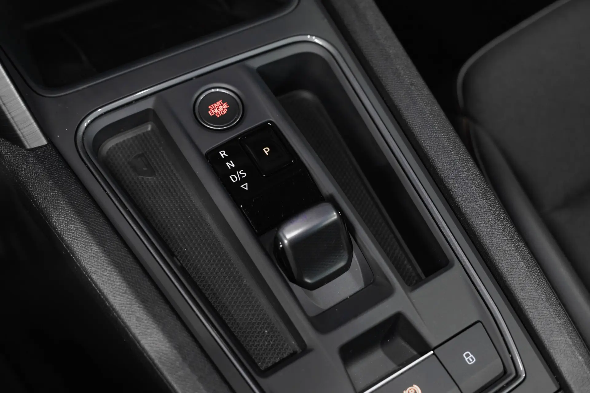 Cupra Formentor 1.4 e-Hybrid DSG VZ 31