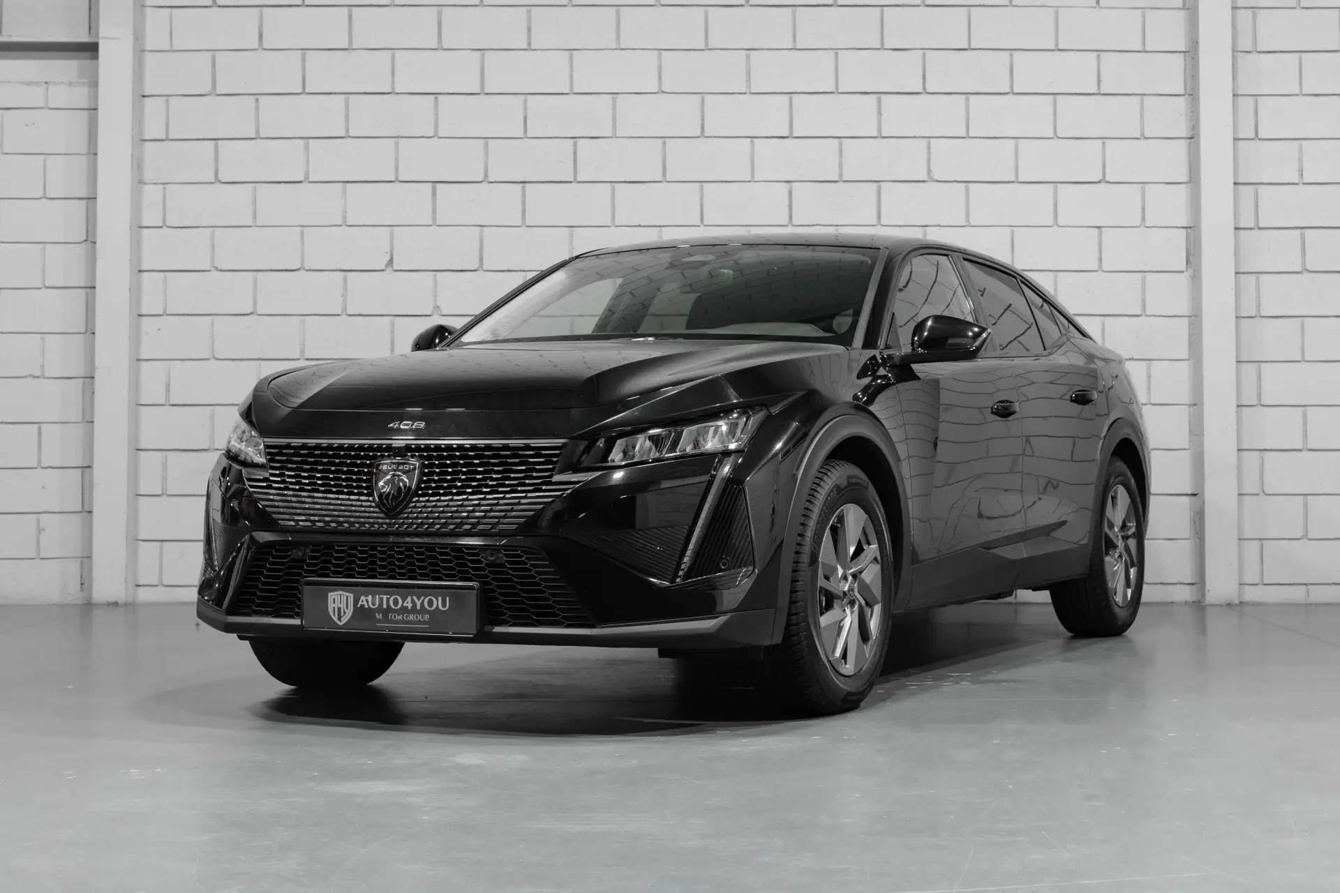 Peugeot 408 1.6 Hybrid Allure e-EAT8 1