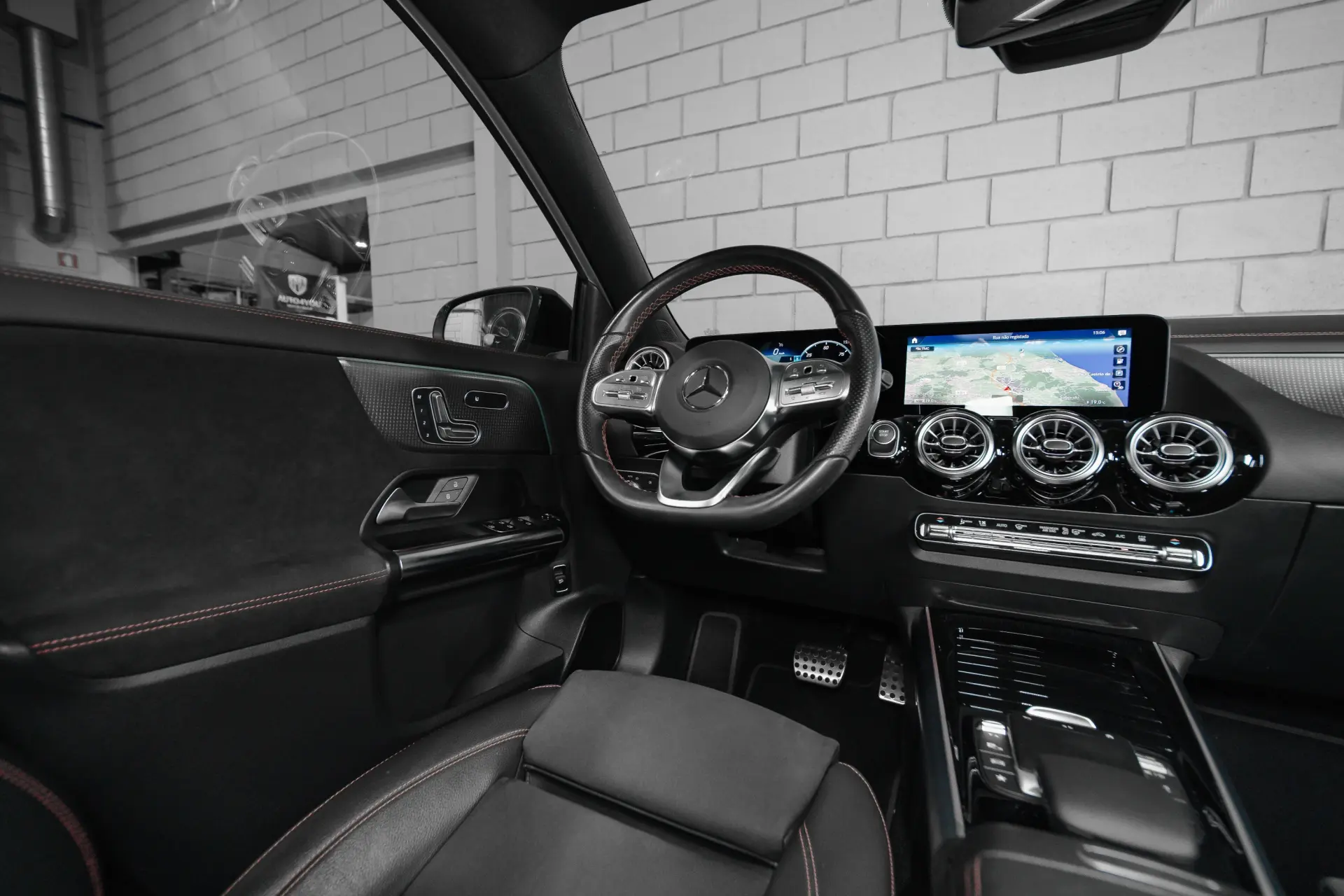 Mercedes-Benz EQA 250 AMG Line 48