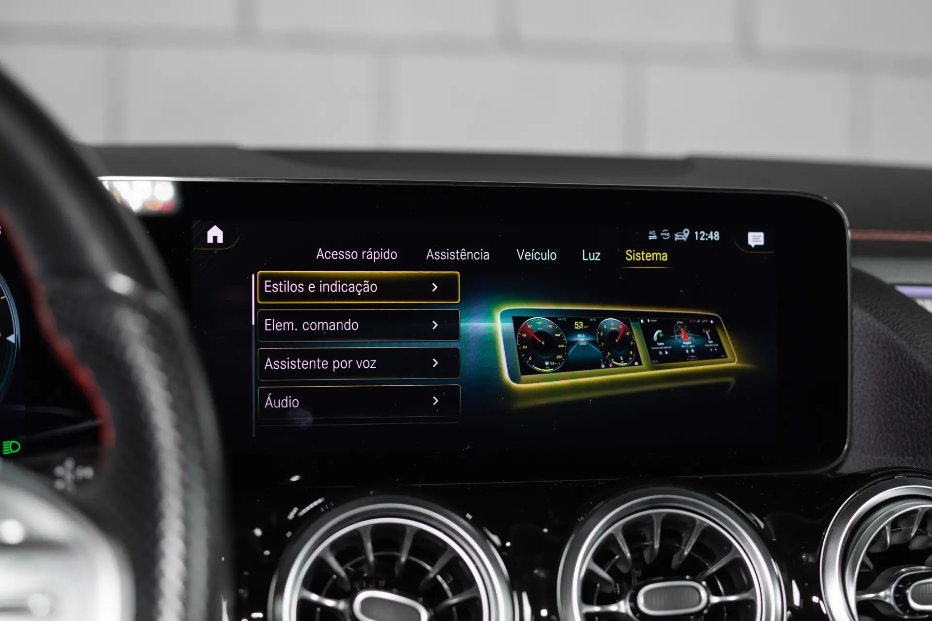 Mercedes-Benz EQA 250 AMG Line 19