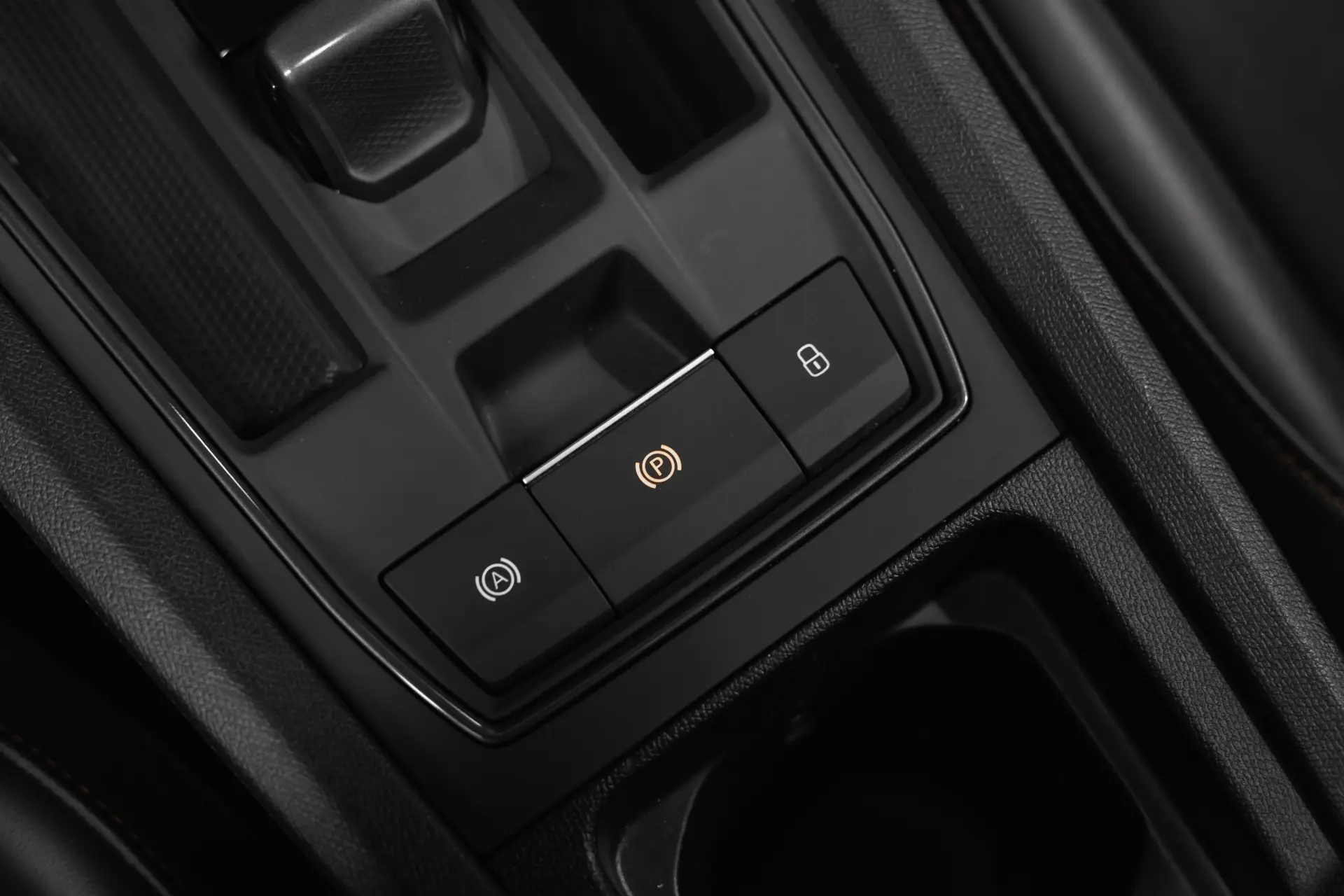Cupra Formentor 1.4 e-Hybrid DSG VZ 32