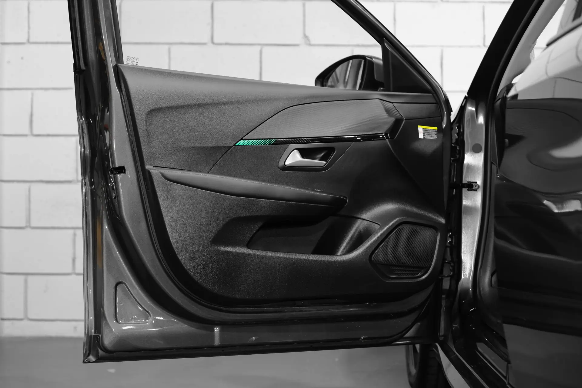 Peugeot 208 1.2 PureTech Allure Pack EAT8 24