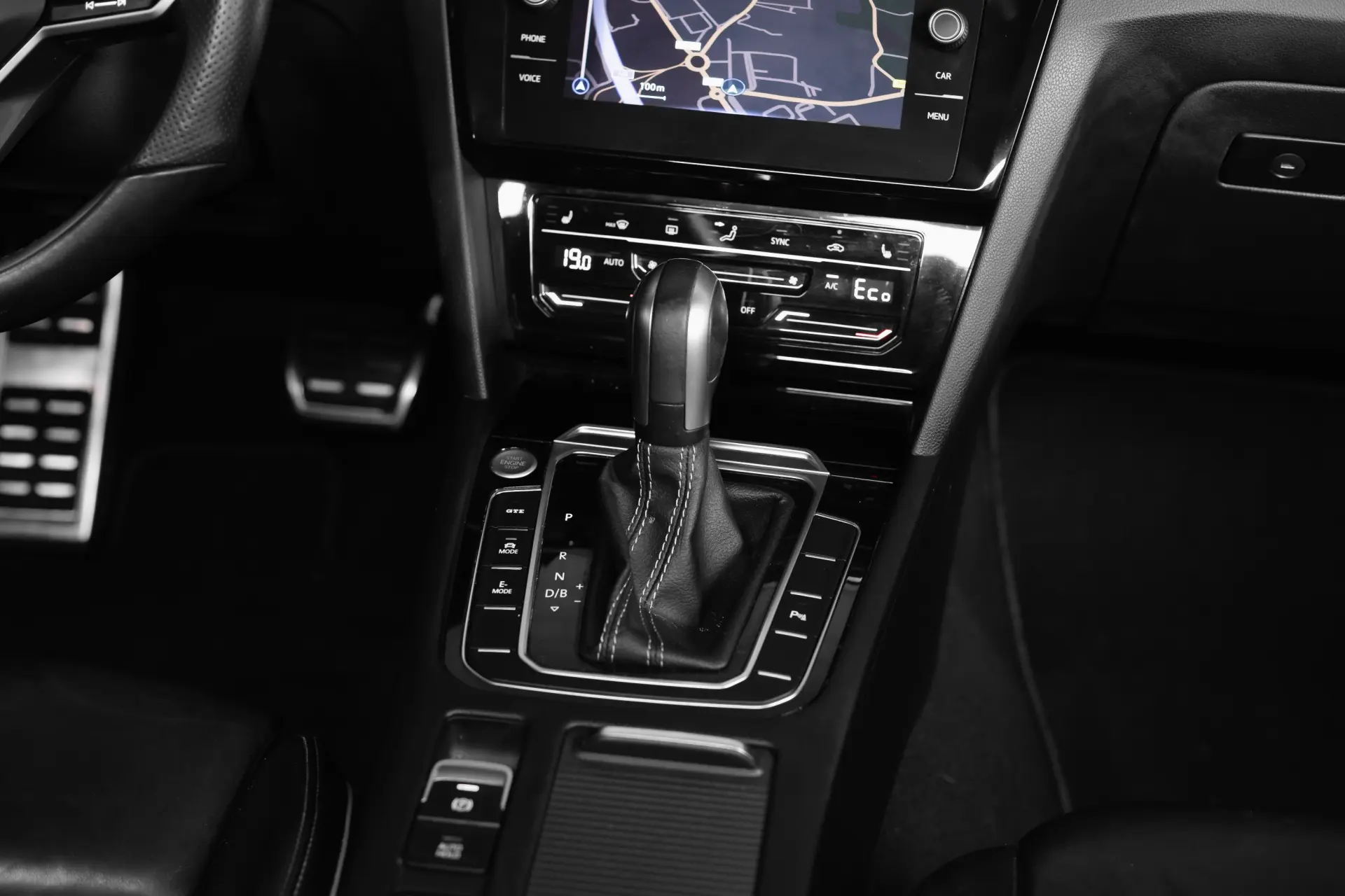 Volkswagen Arteon Shooting Brake 1.4 eHybrid OPF DSG R-Line 29
