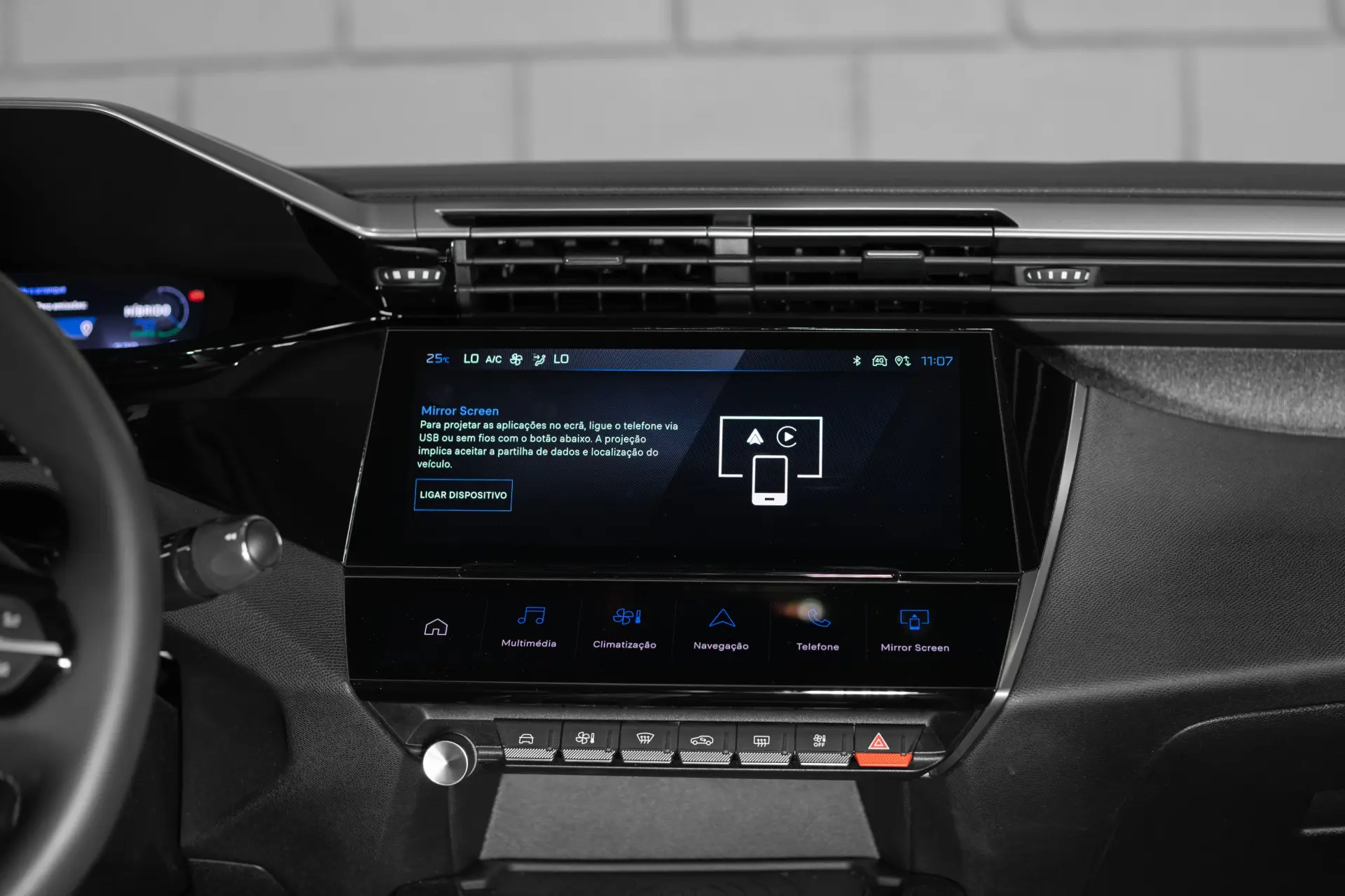 Peugeot 408 1.6 Hybrid Allure e-EAT8 15