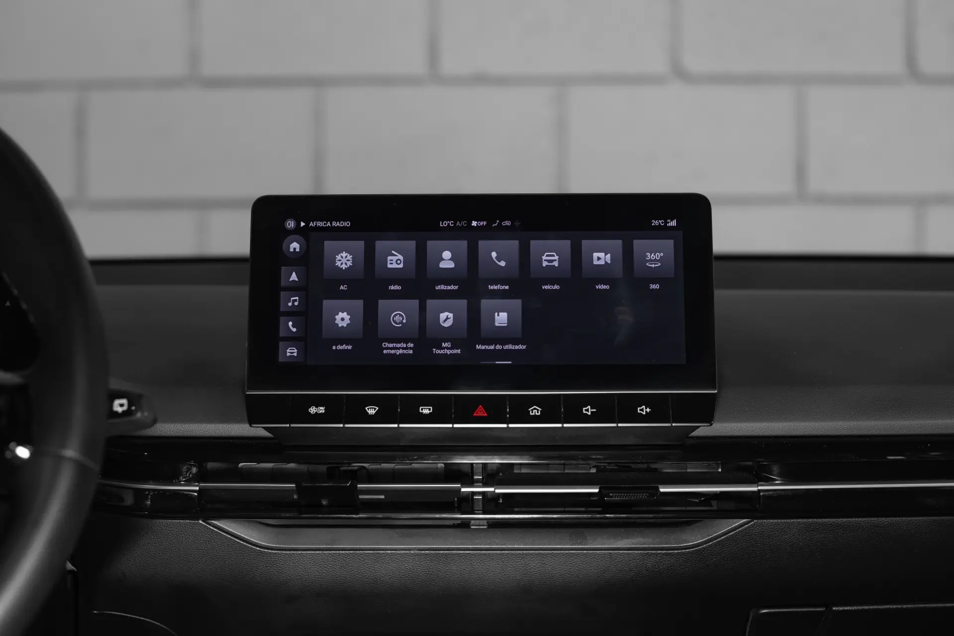 MG MG4 77 kWh Extended Range Luxury 12