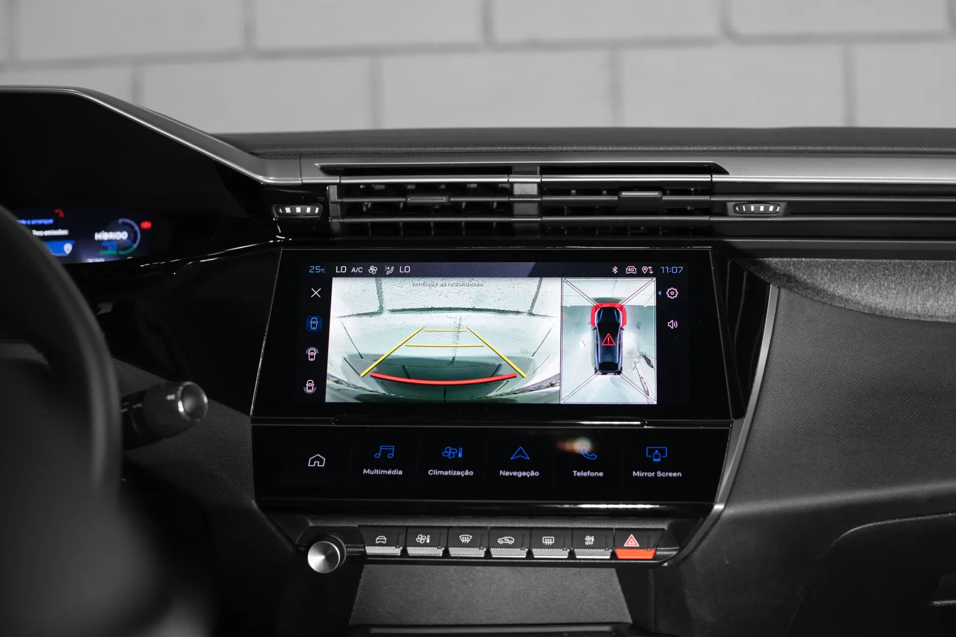 Peugeot 408 1.6 Hybrid Allure e-EAT8 23