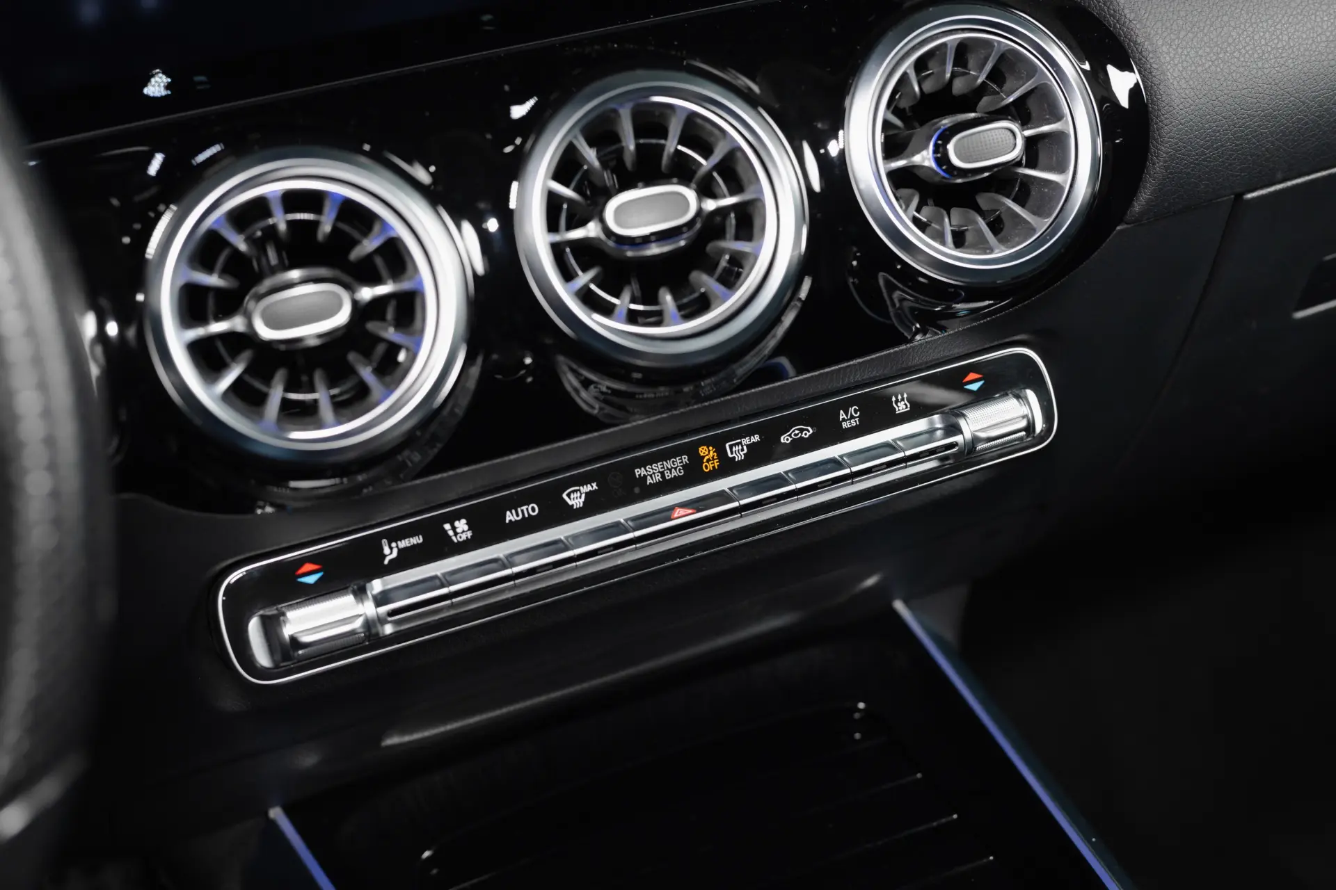 Mercedes-Benz GLA 250 e 8G-DCT AMG Line 35