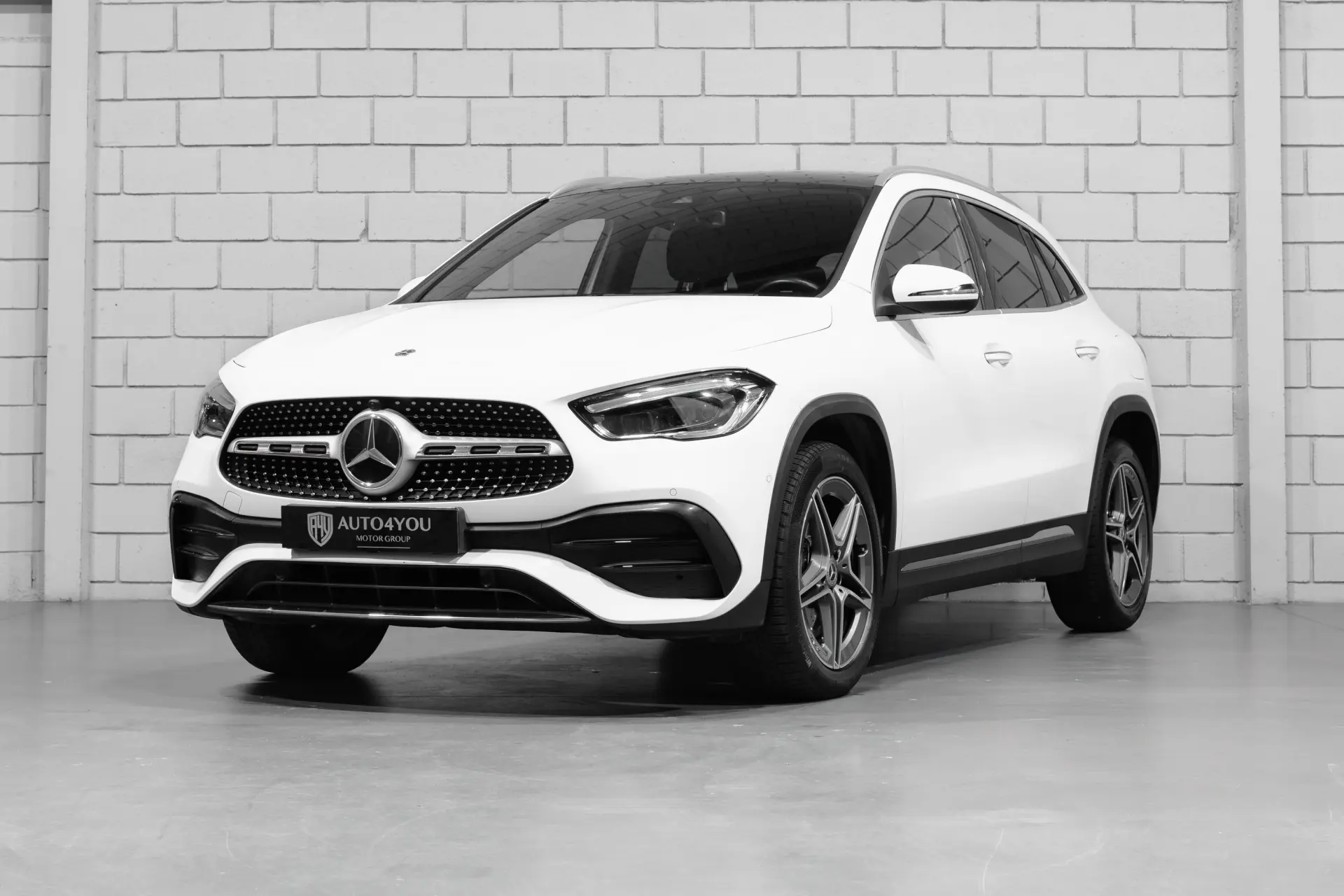 Mercedes-Benz GLA 250 e 8G-DCT AMG Line 1