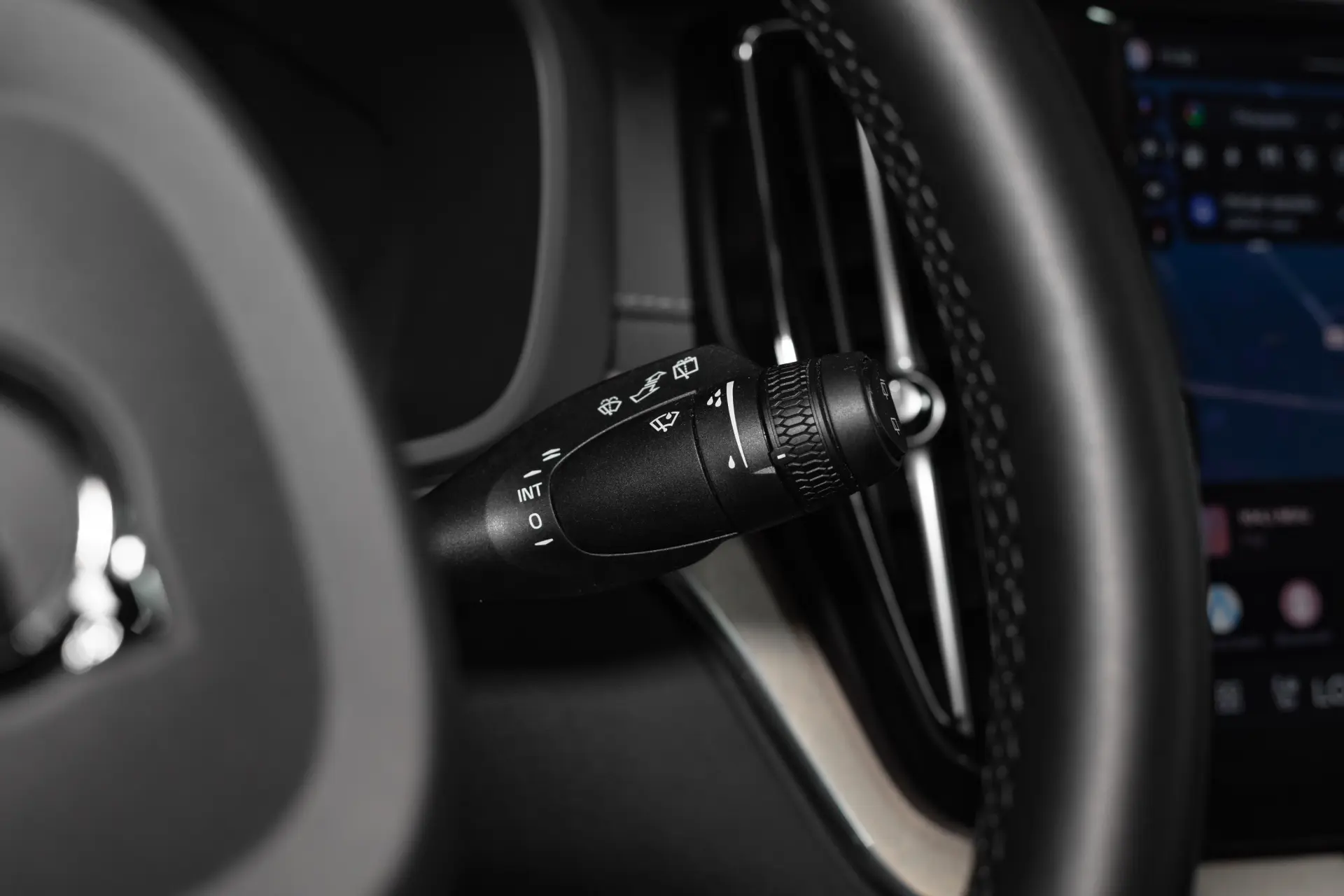 Volvo XC 60 2.0 T6 PHEV Black Edition 9