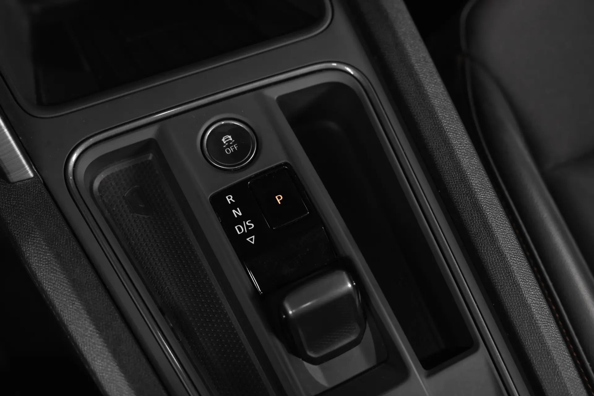 Cupra Formentor 1.4 e-Hybrid DSG VZ 33