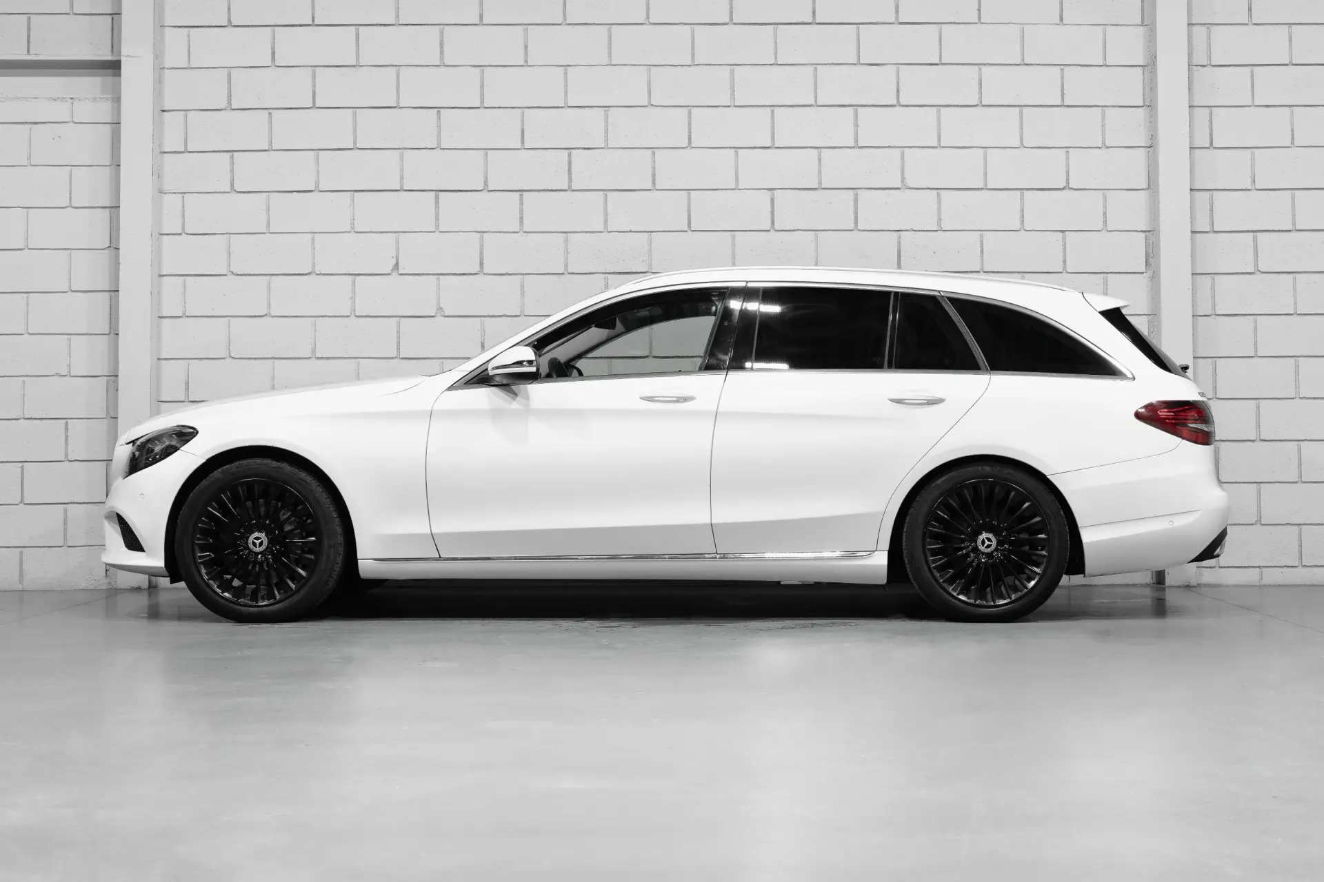 Mercedes-Benz C 300 Avantgarde 3