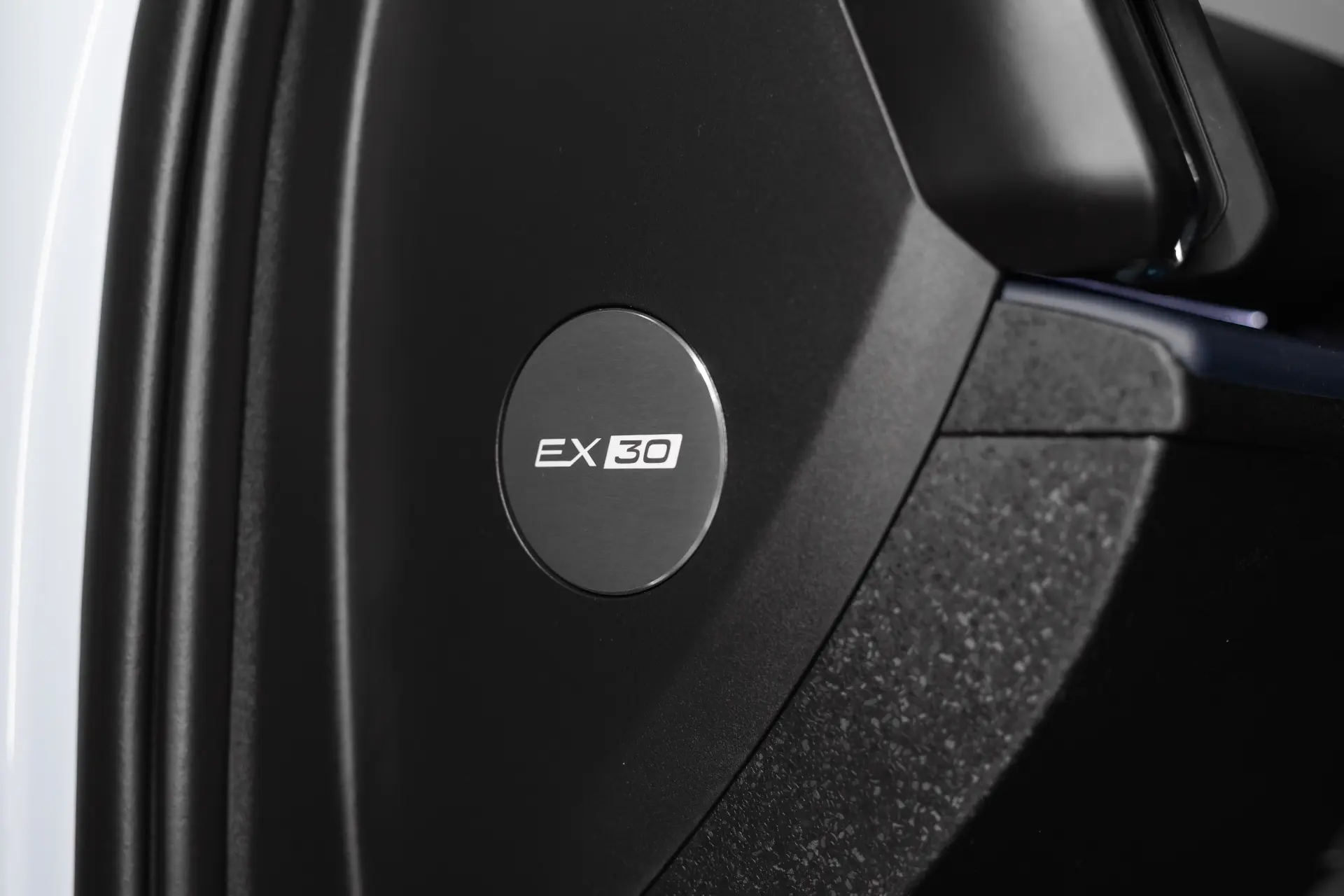 Volvo EX30 Twin Motor Performance AWD Ultra 24