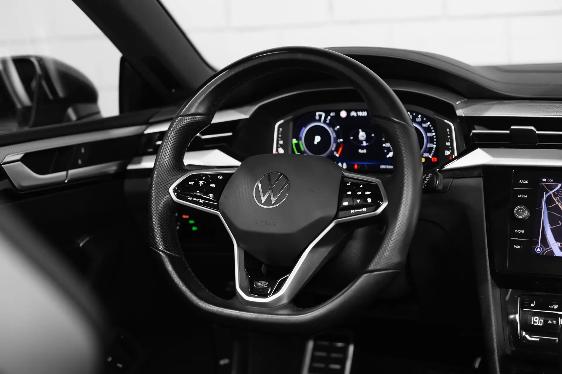 Volkswagen Arteon Shooting Brake 1.4 eHybrid OPF DSG R-Line 5