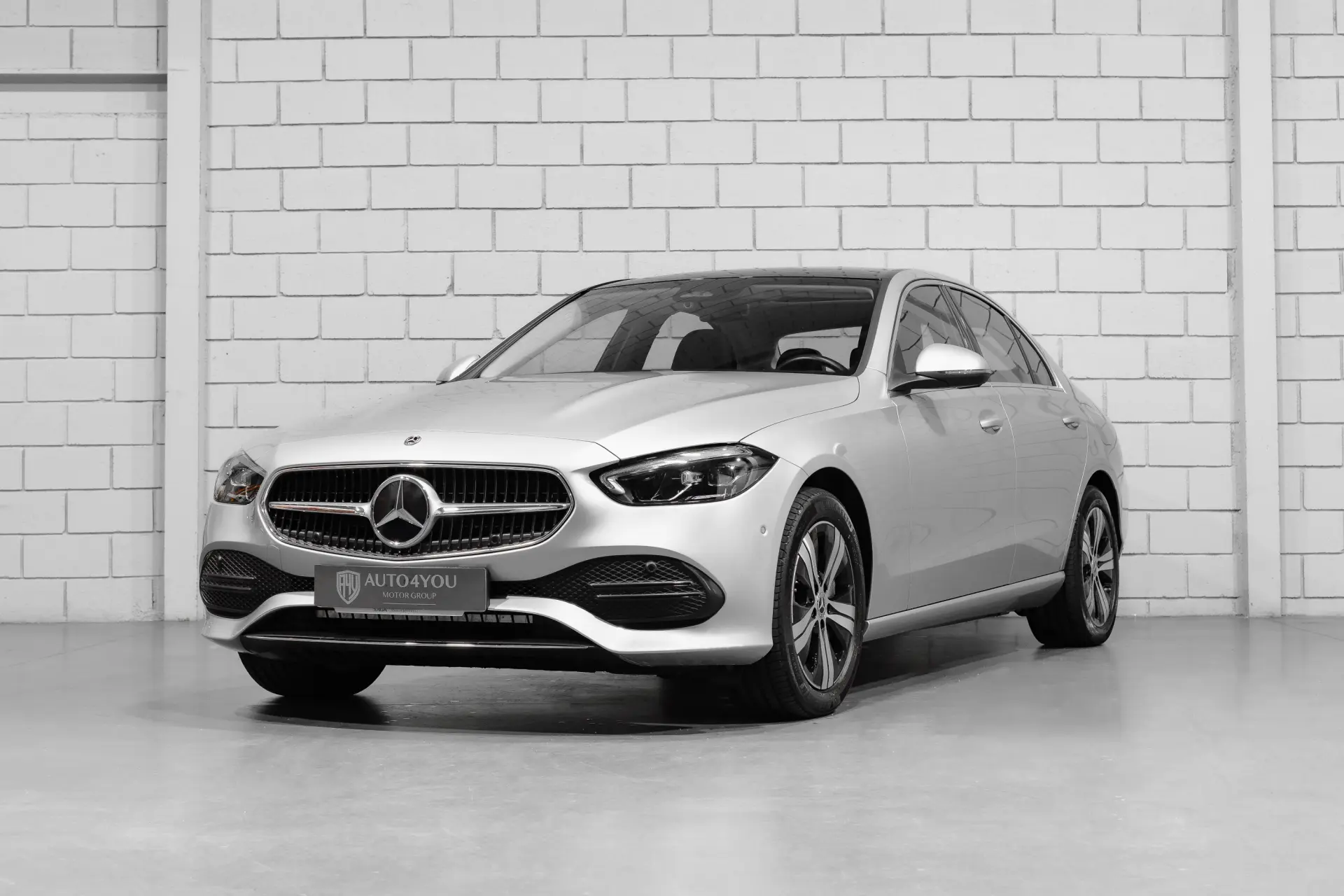 Mercedes-Benz C 300 e 9G-TRONIC Avantgarde Advanced 1