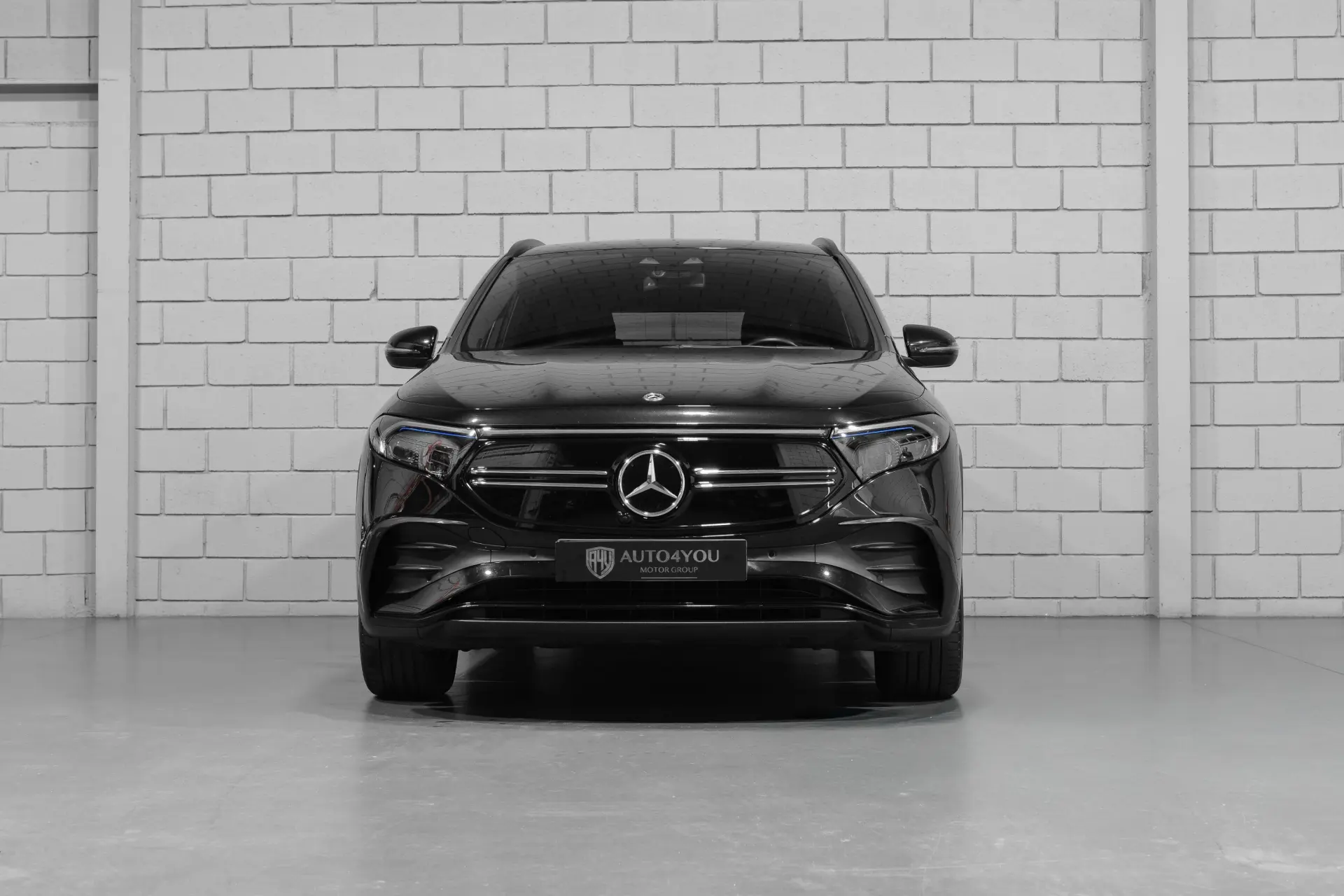 Mercedes-Benz EQA 250 AMG Line 2