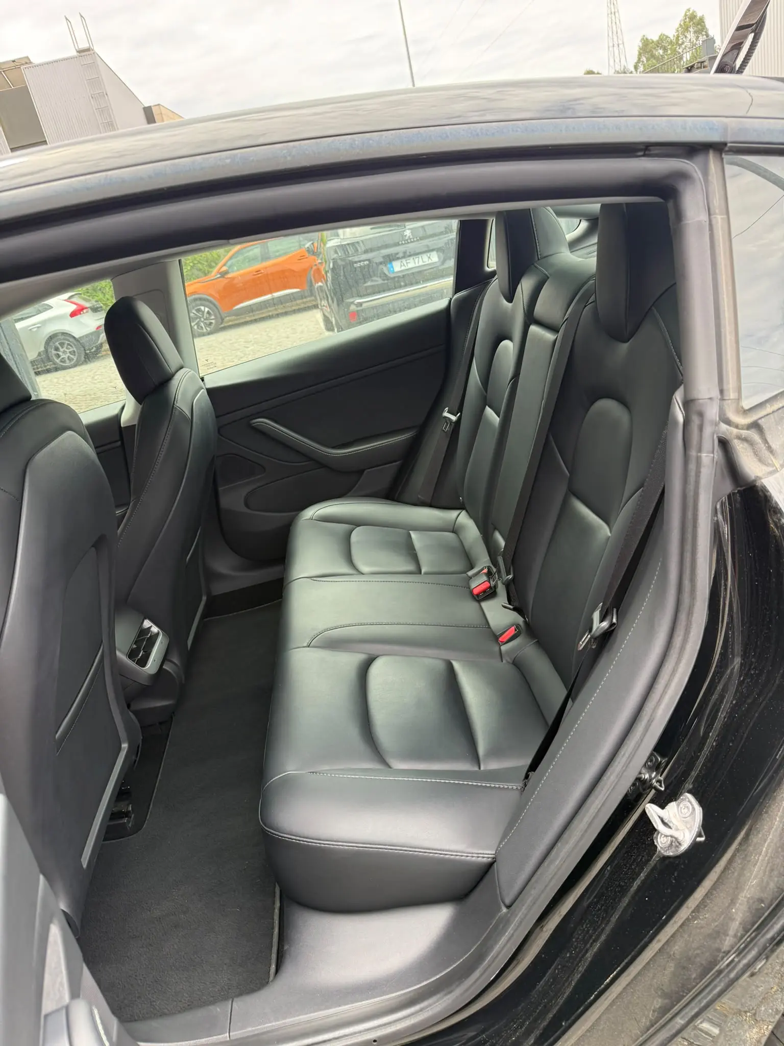 Tesla Model 3 Performance 7
