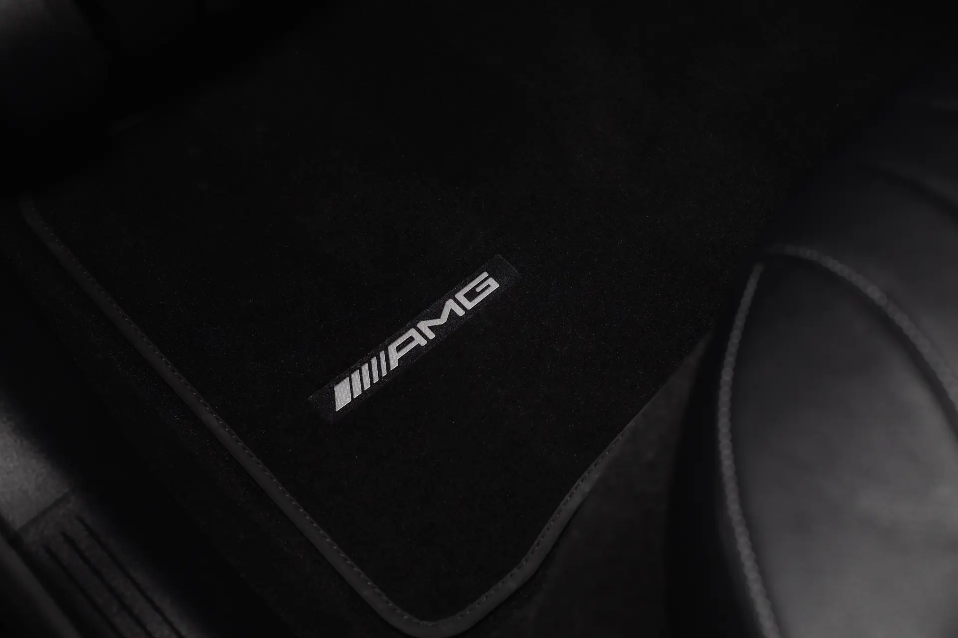 Mercedes-Benz EQS 450+ AMG Line 39