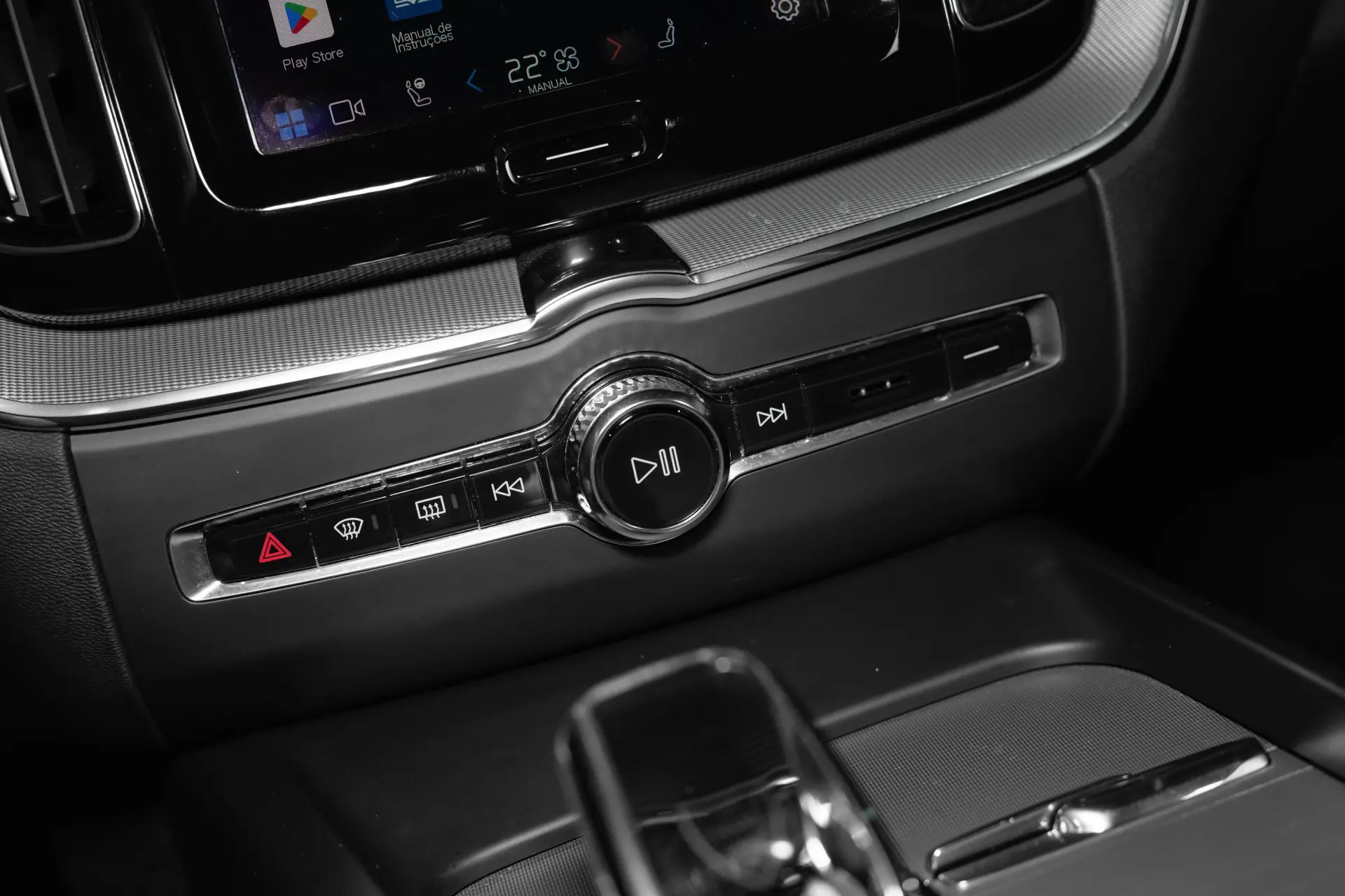 Volvo XC 60 2.0 T6 PHEV Black Edition 30