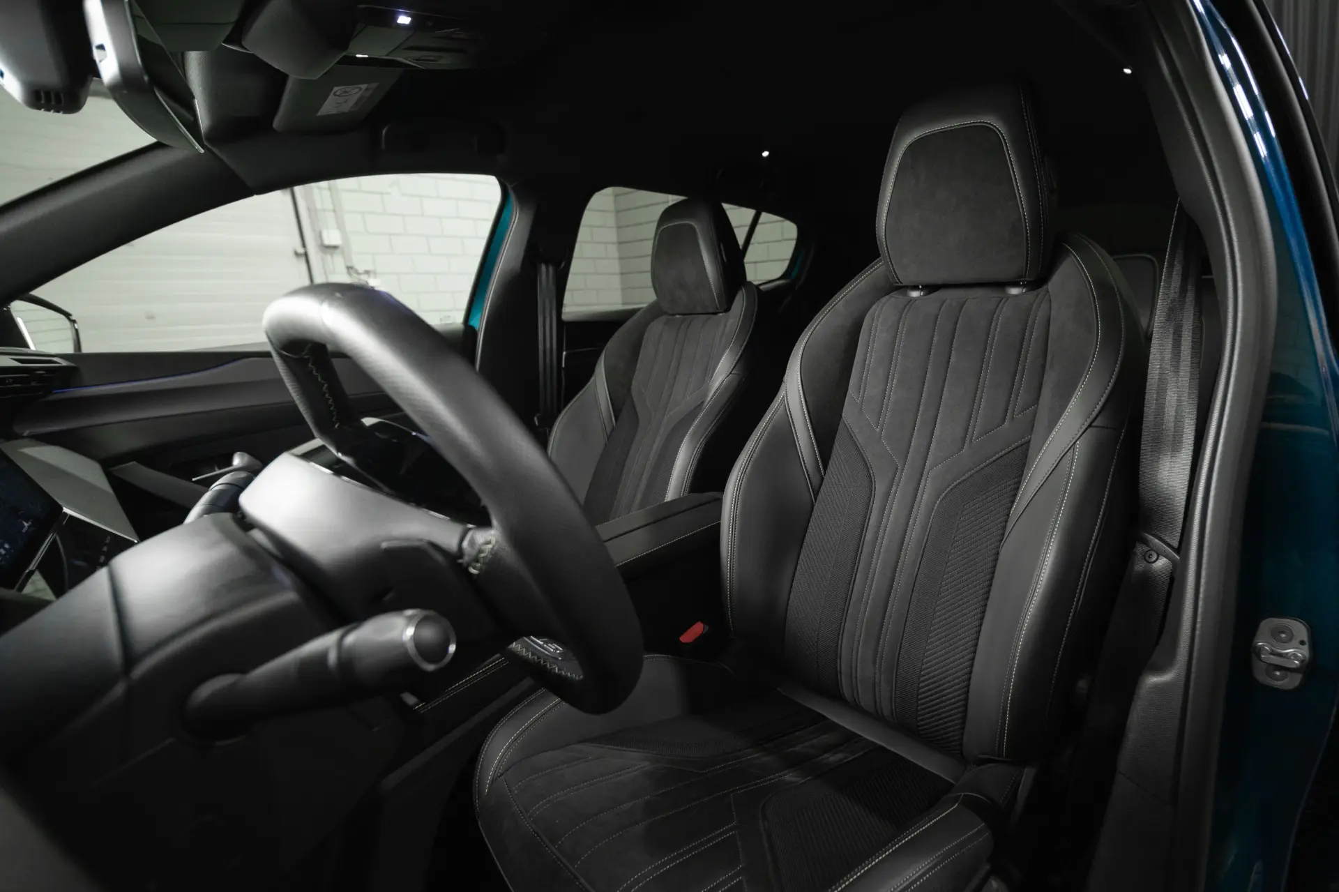 Peugeot 408 1.6 Hybrid GT e-EAT8 8