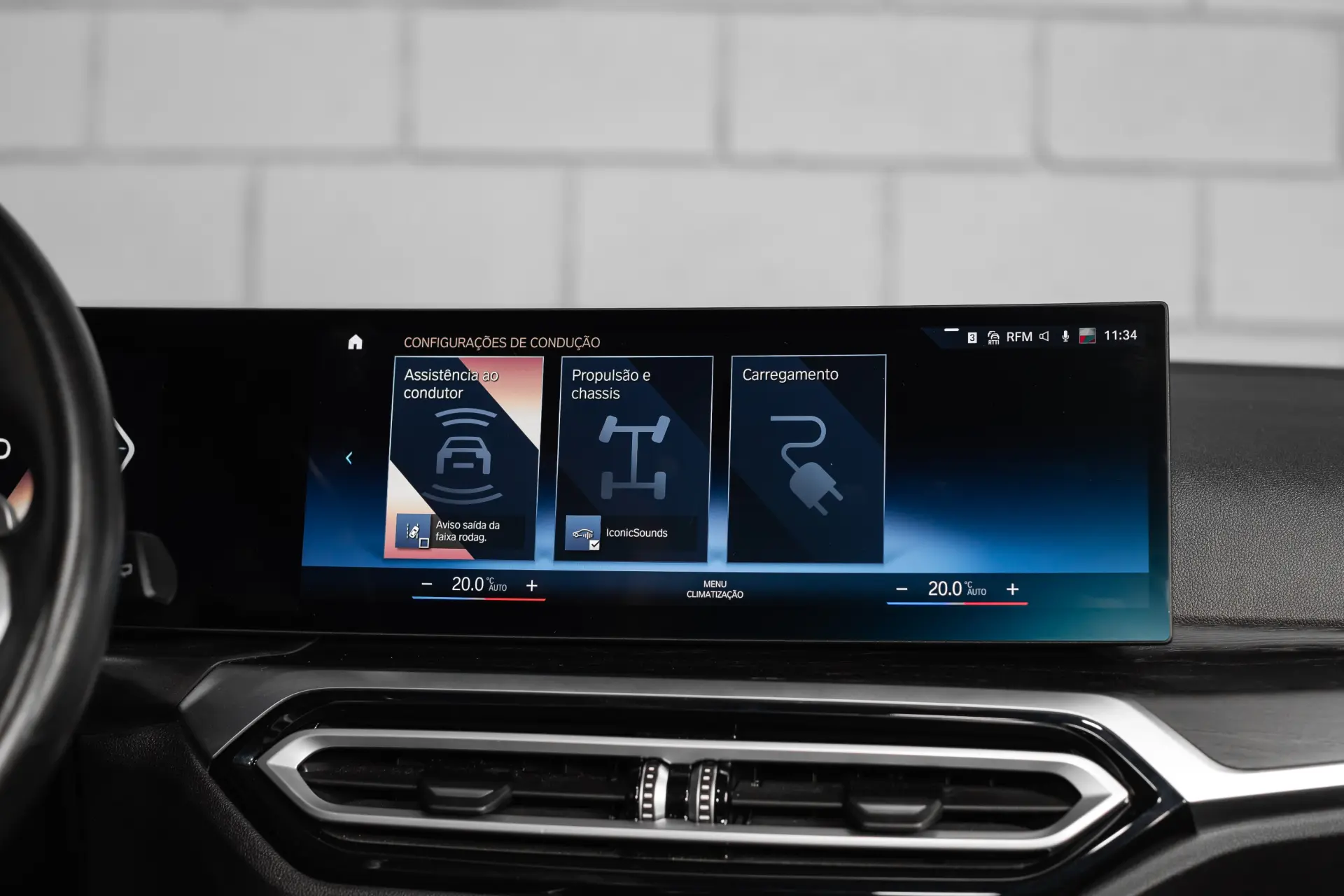 BMW 330 e Pack M Auto 22