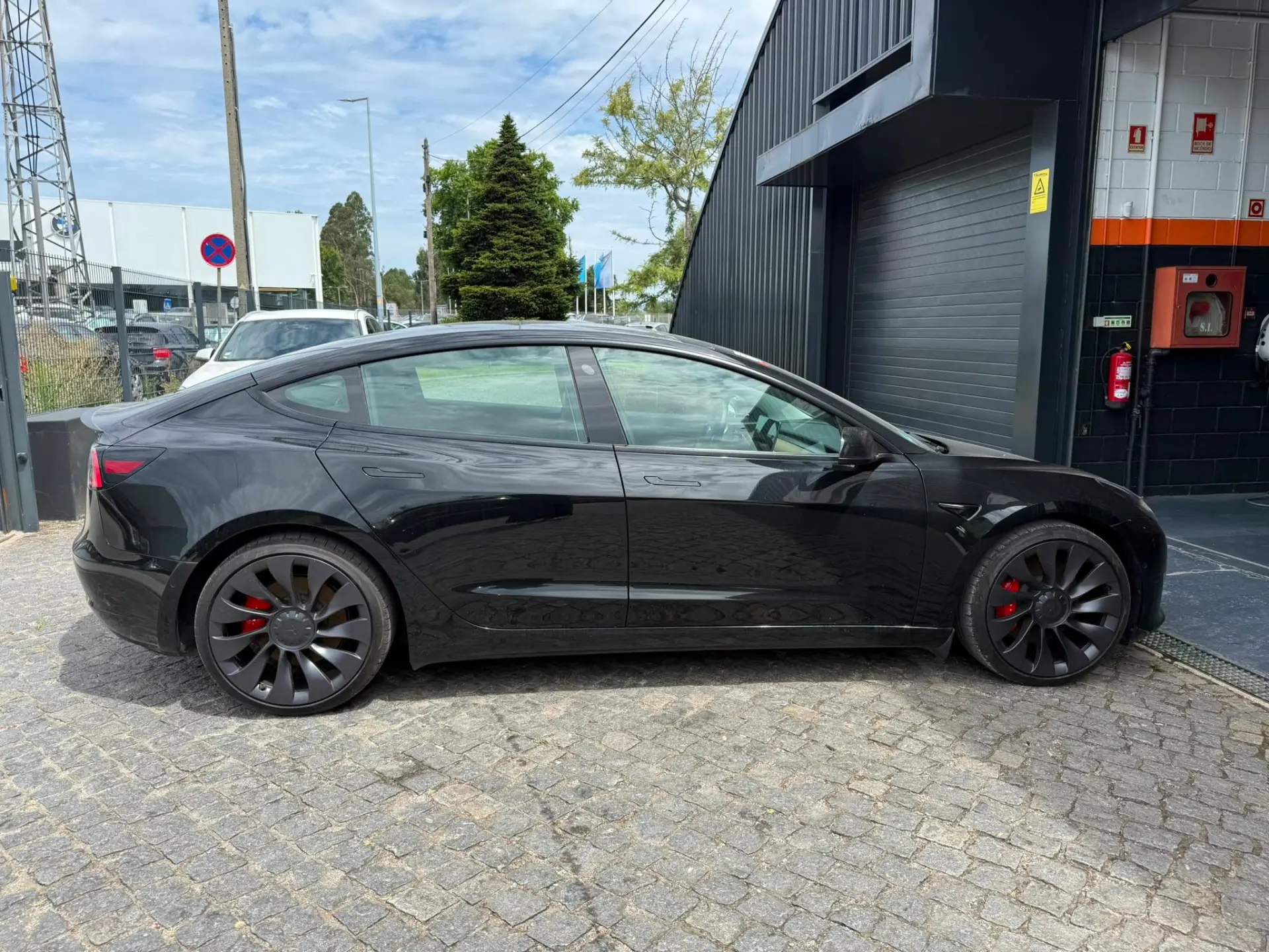 Tesla Model 3 Performance 12