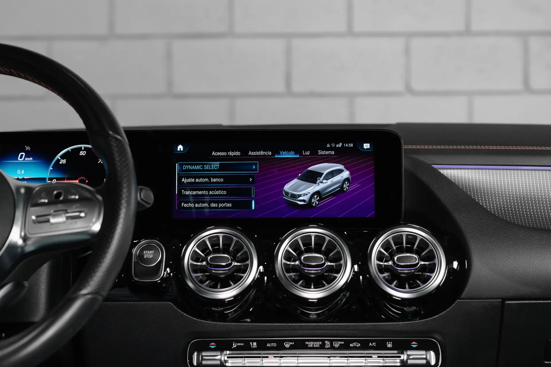 Mercedes-Benz EQA 250 AMG Line 17