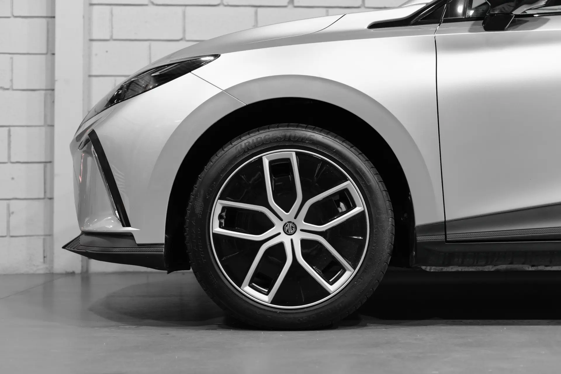 MG MG4 77 kWh Extended Range Luxury 11