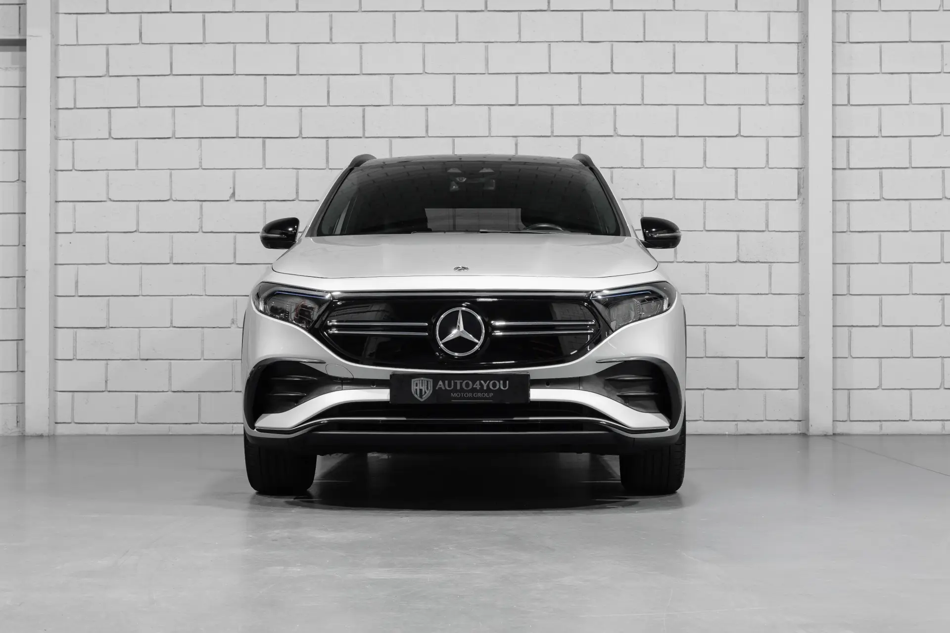 Mercedes-Benz EQA 250 AMG Line 3