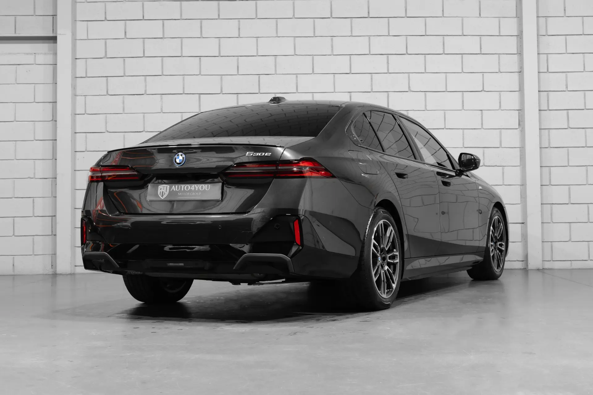 BMW 530 e Pack Desportivo M Pro 4